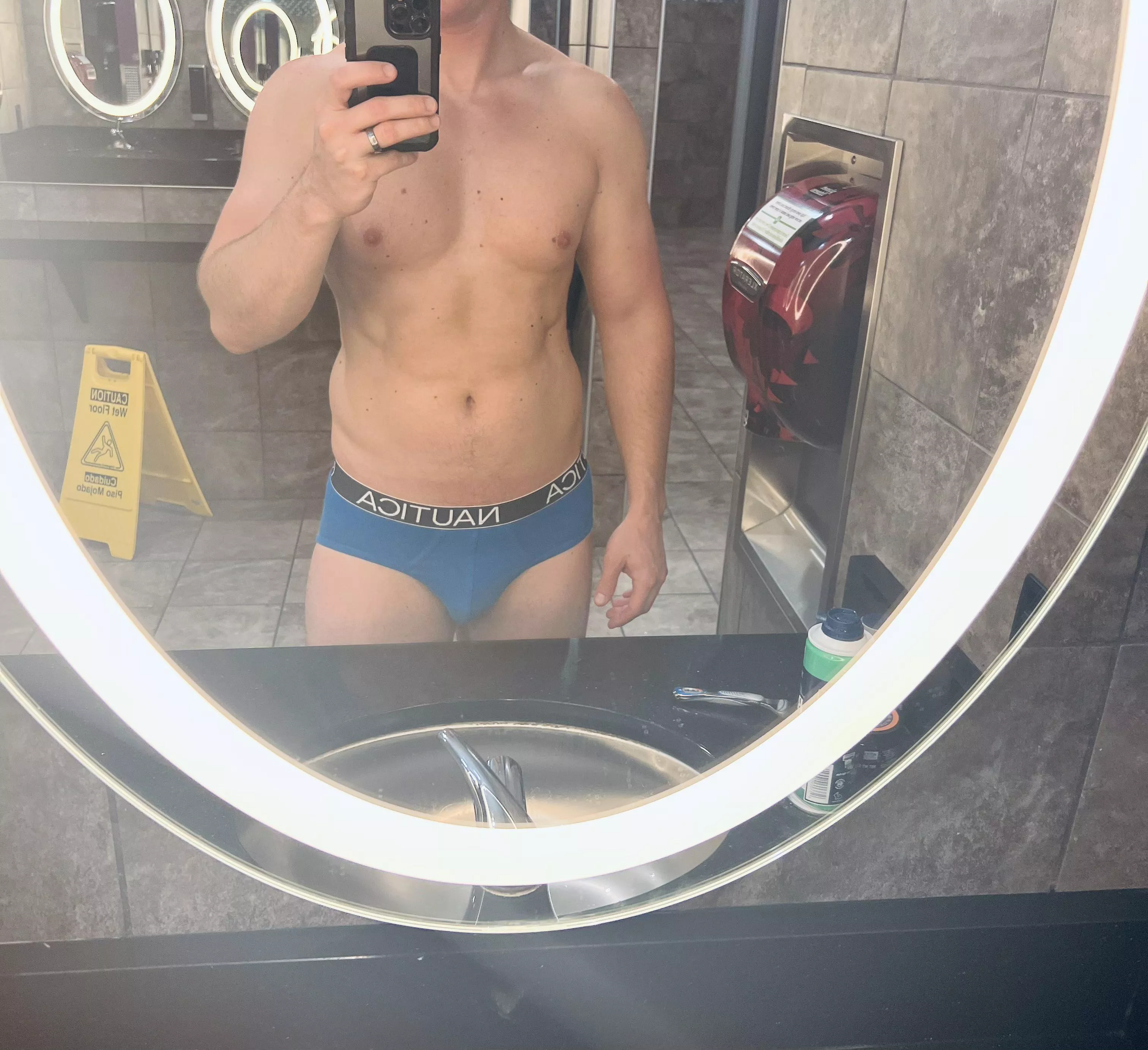 Who else likes the gym mirrors better? [M]