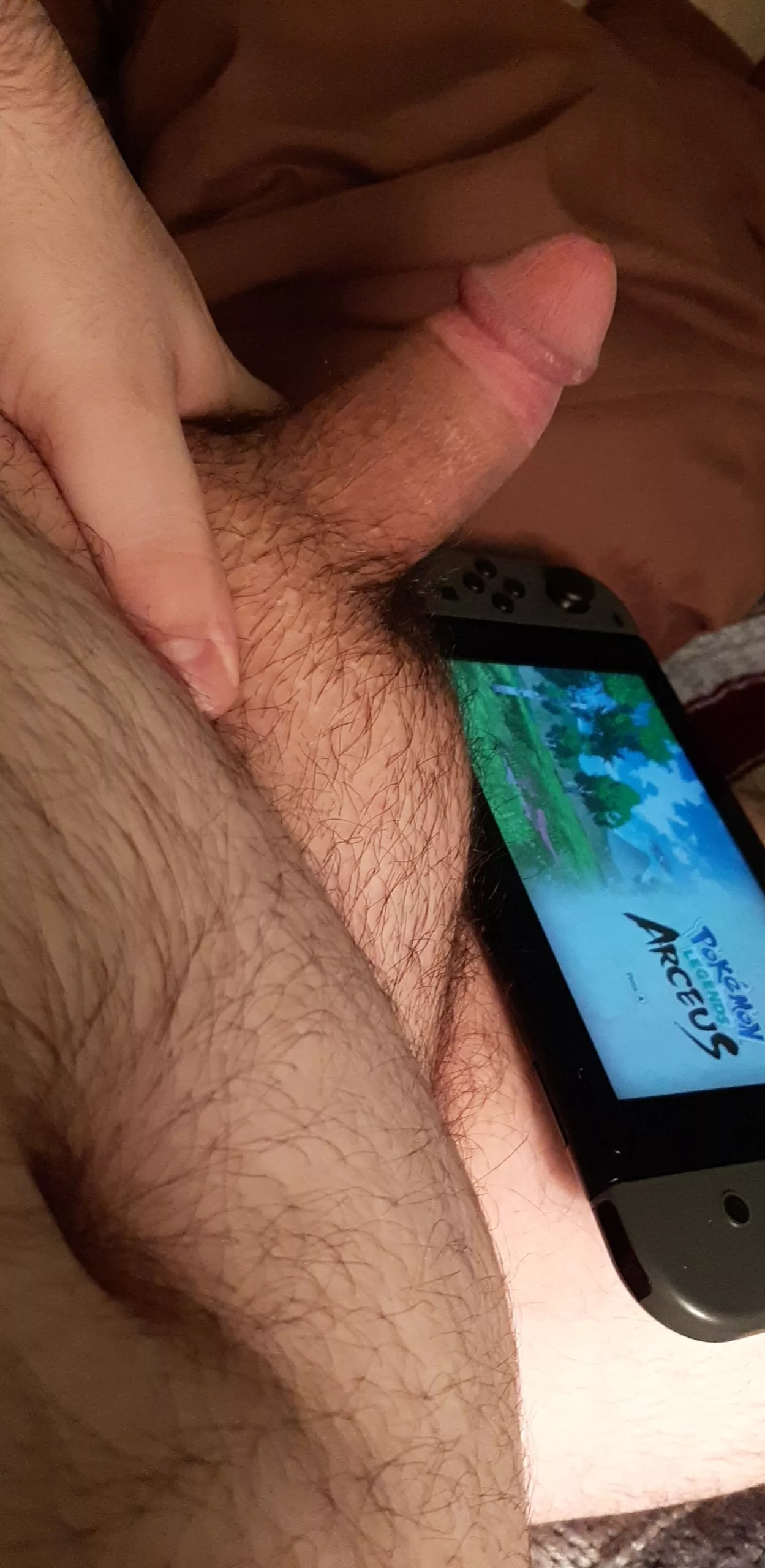 who is horny, and ready to play!😈🎮