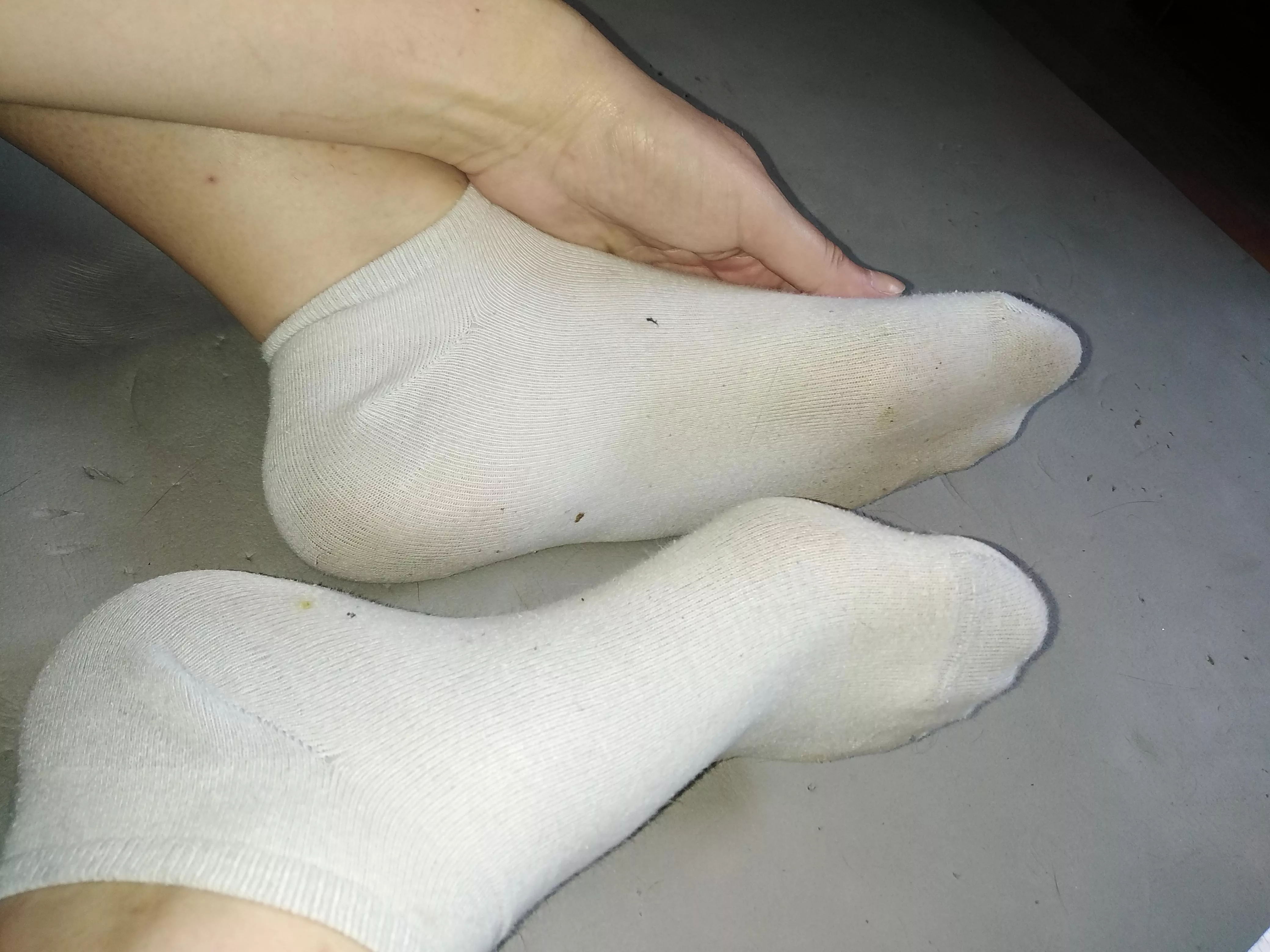 Who is licking dirt off my dirty socks ? [oc] [F]