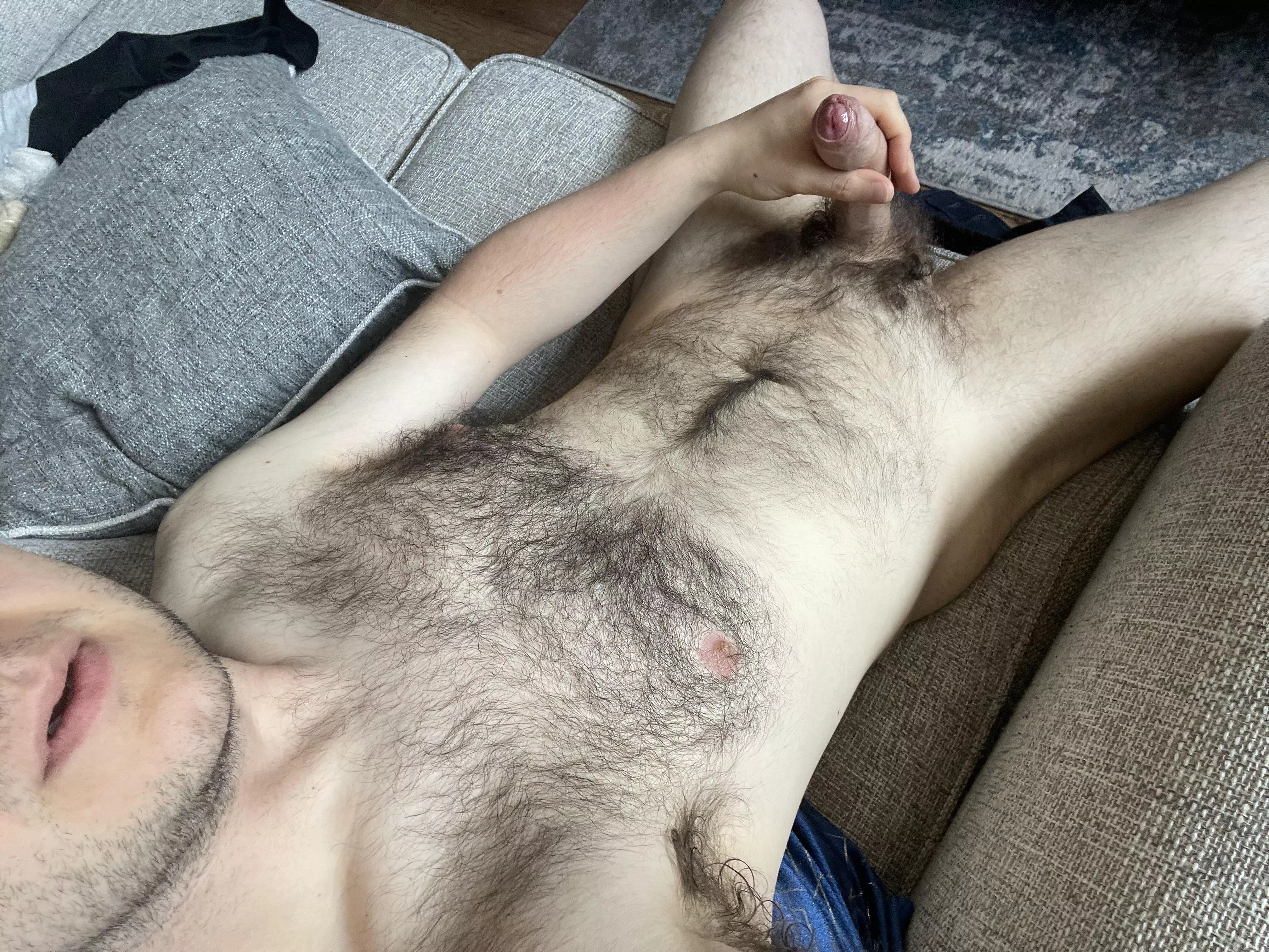 Who likes there otters this hairy and this hard? ðŸ˜‹