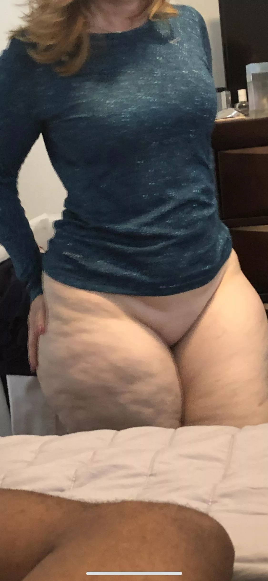 Who likes thick 53 year old Gilfs?