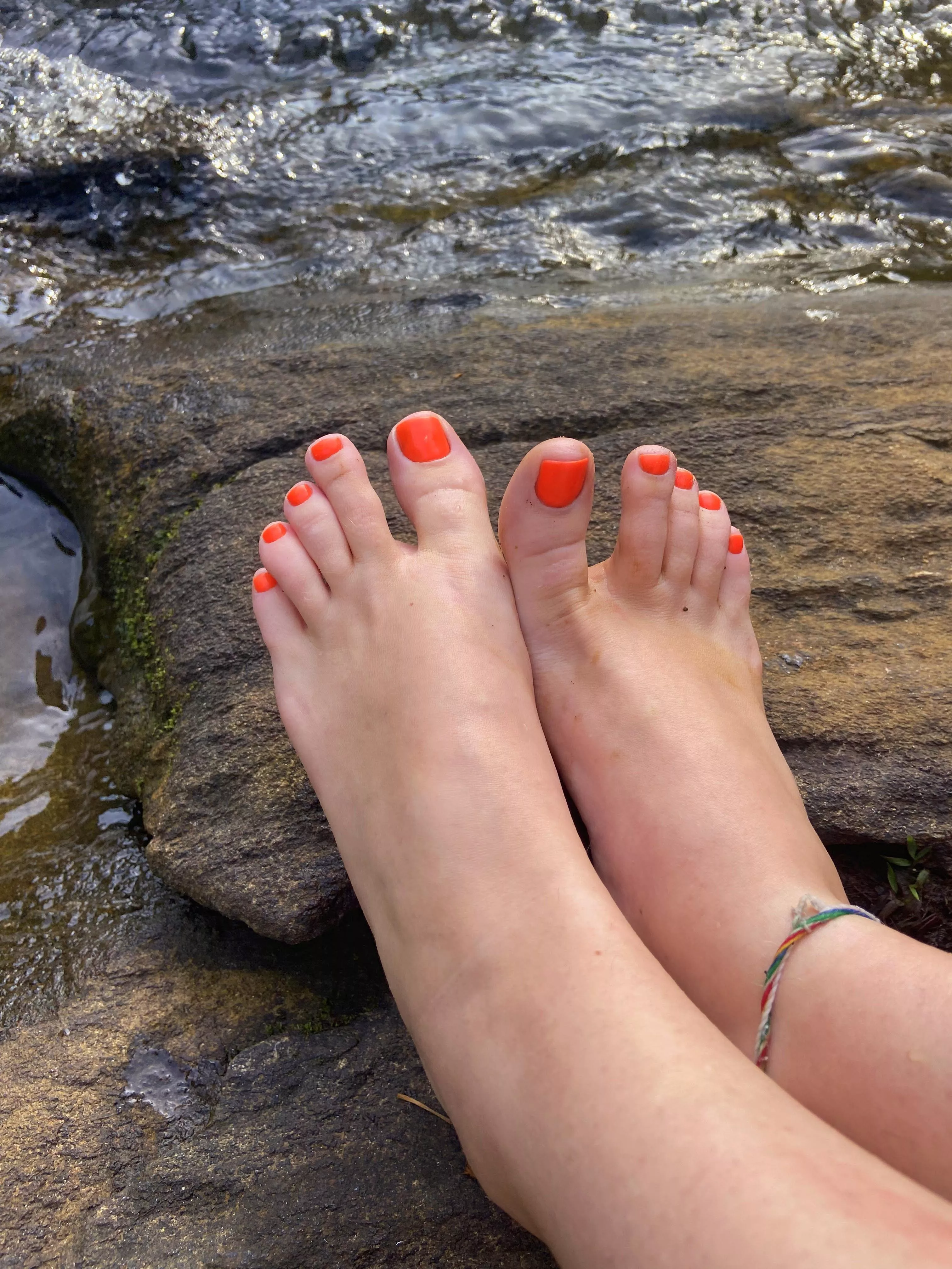 Who loves orange toes?