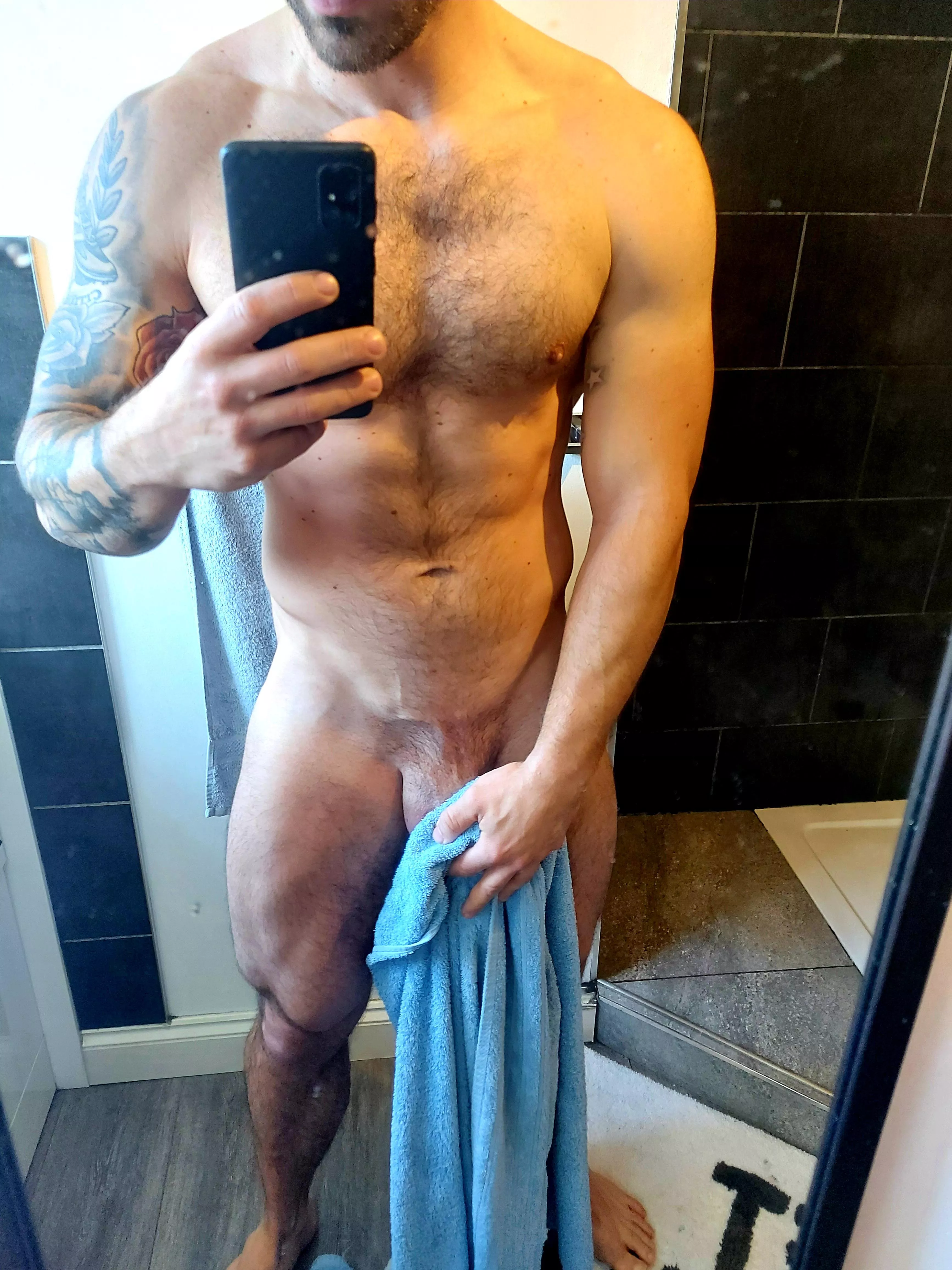 Who thinks I should drop the towel?