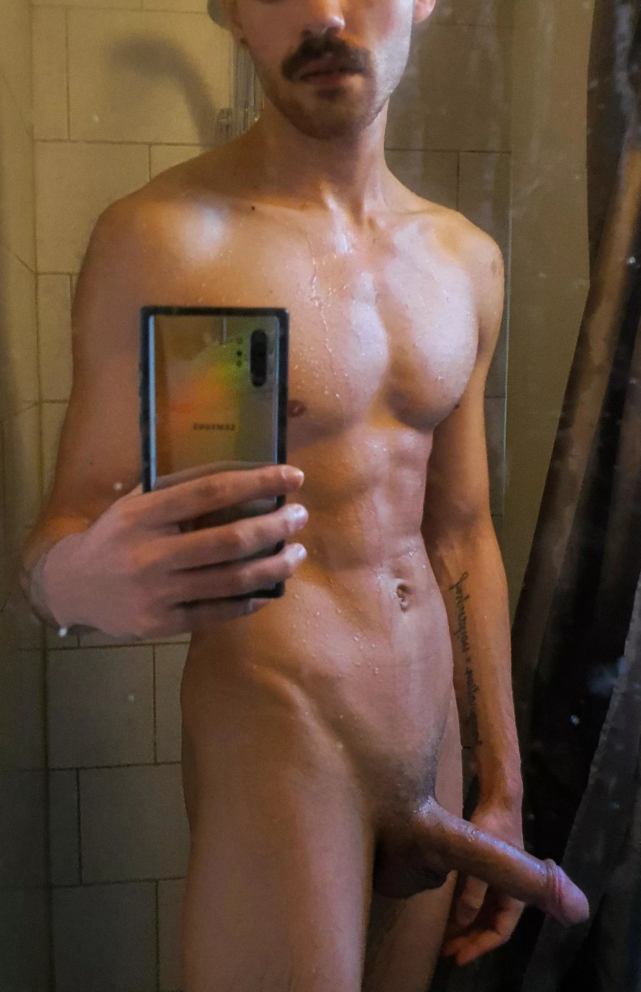 Who wants 2 shower with me?