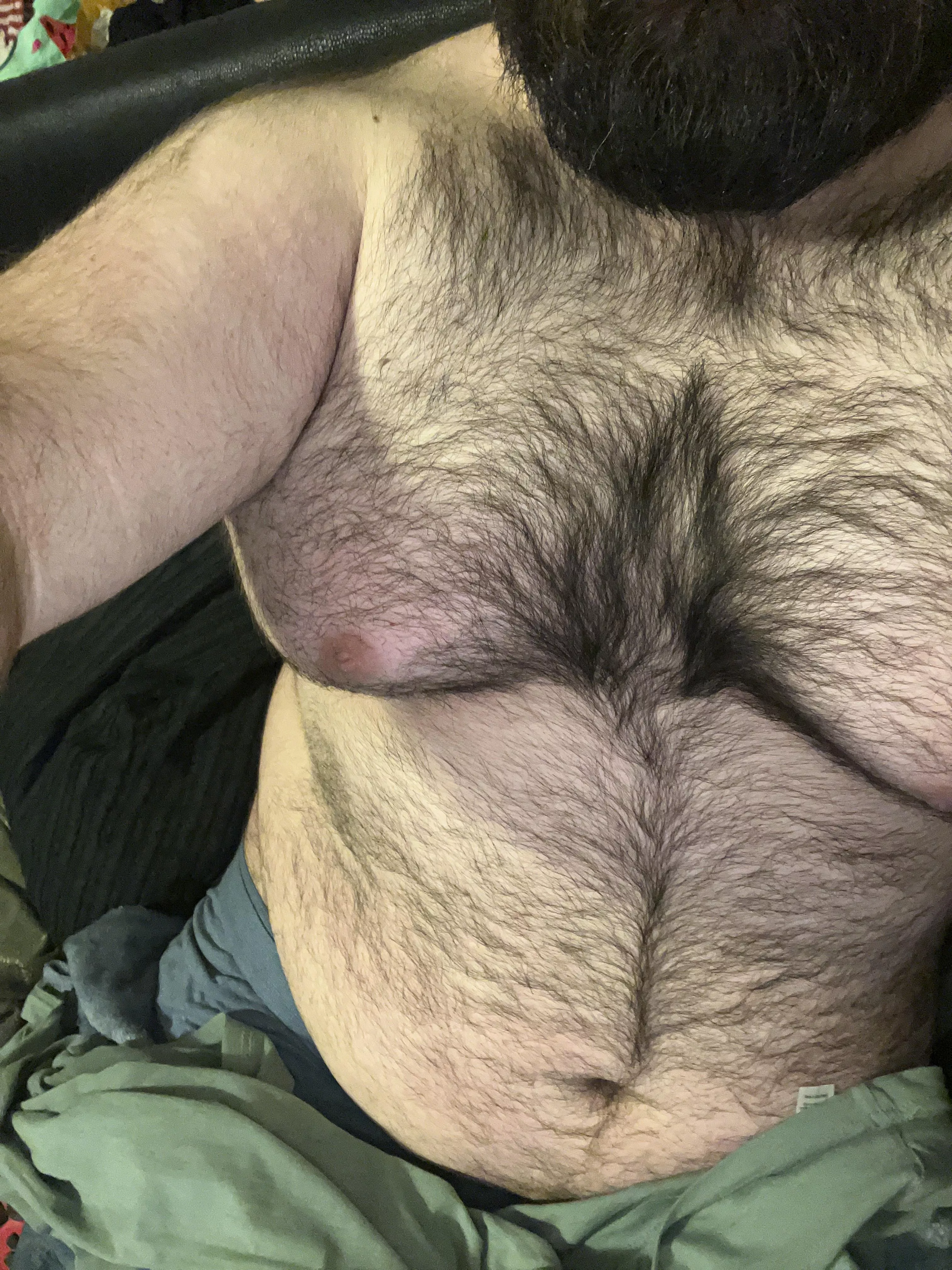 Who wants this bi chub? [DM open]