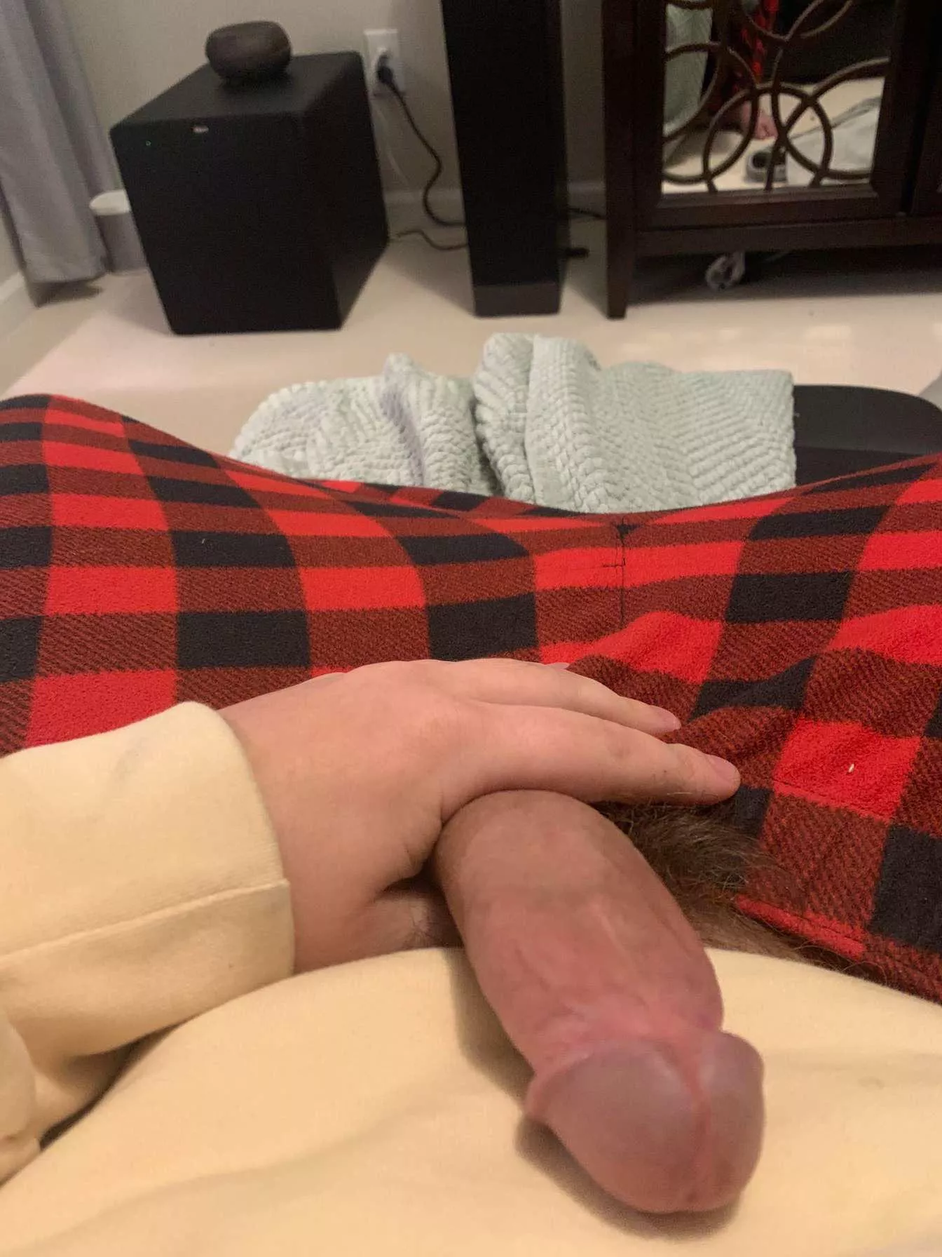 Who wants to compare to my big cock?