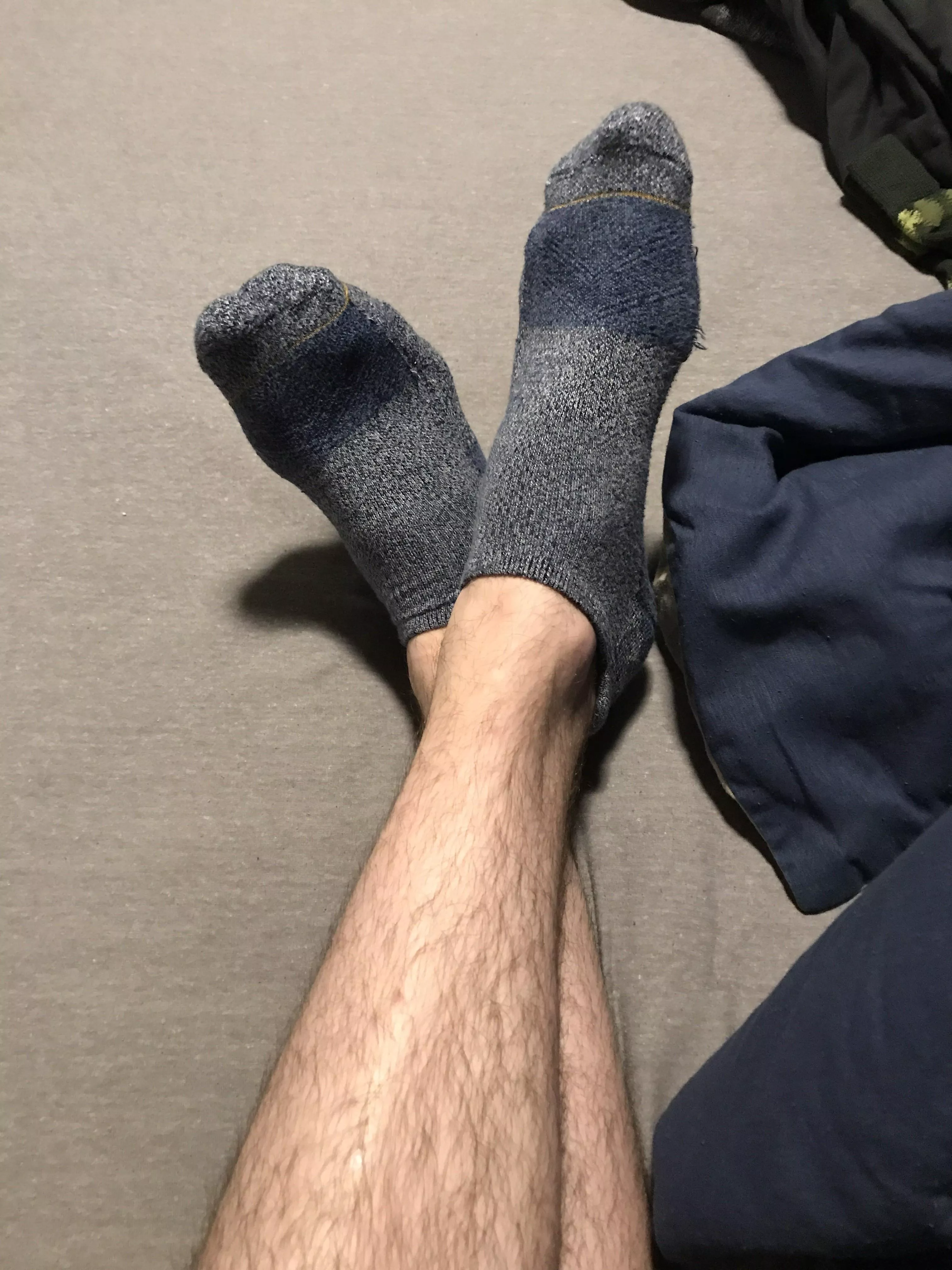 who wants to take my socks off for me? ðŸ˜