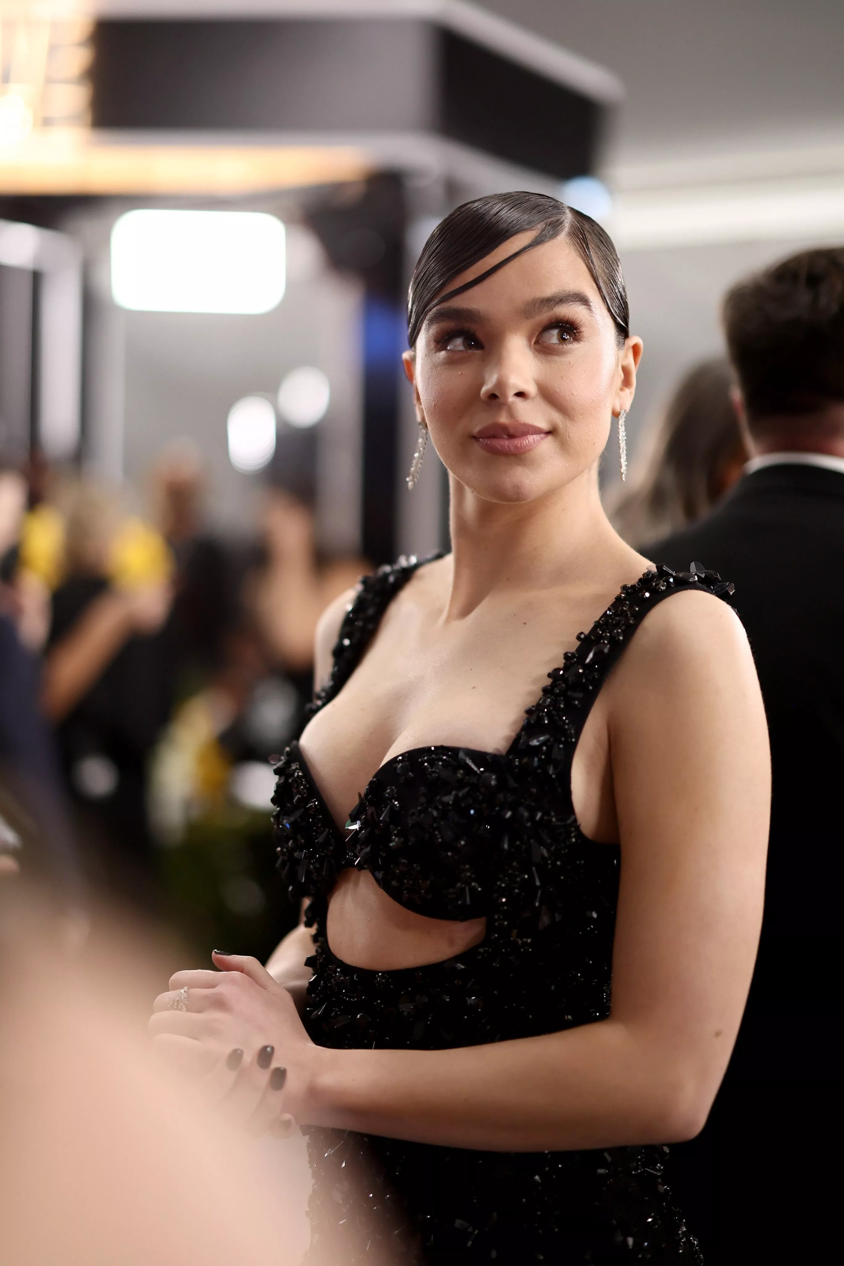 Who wants to watch me cum for Hailee Steinfeld?