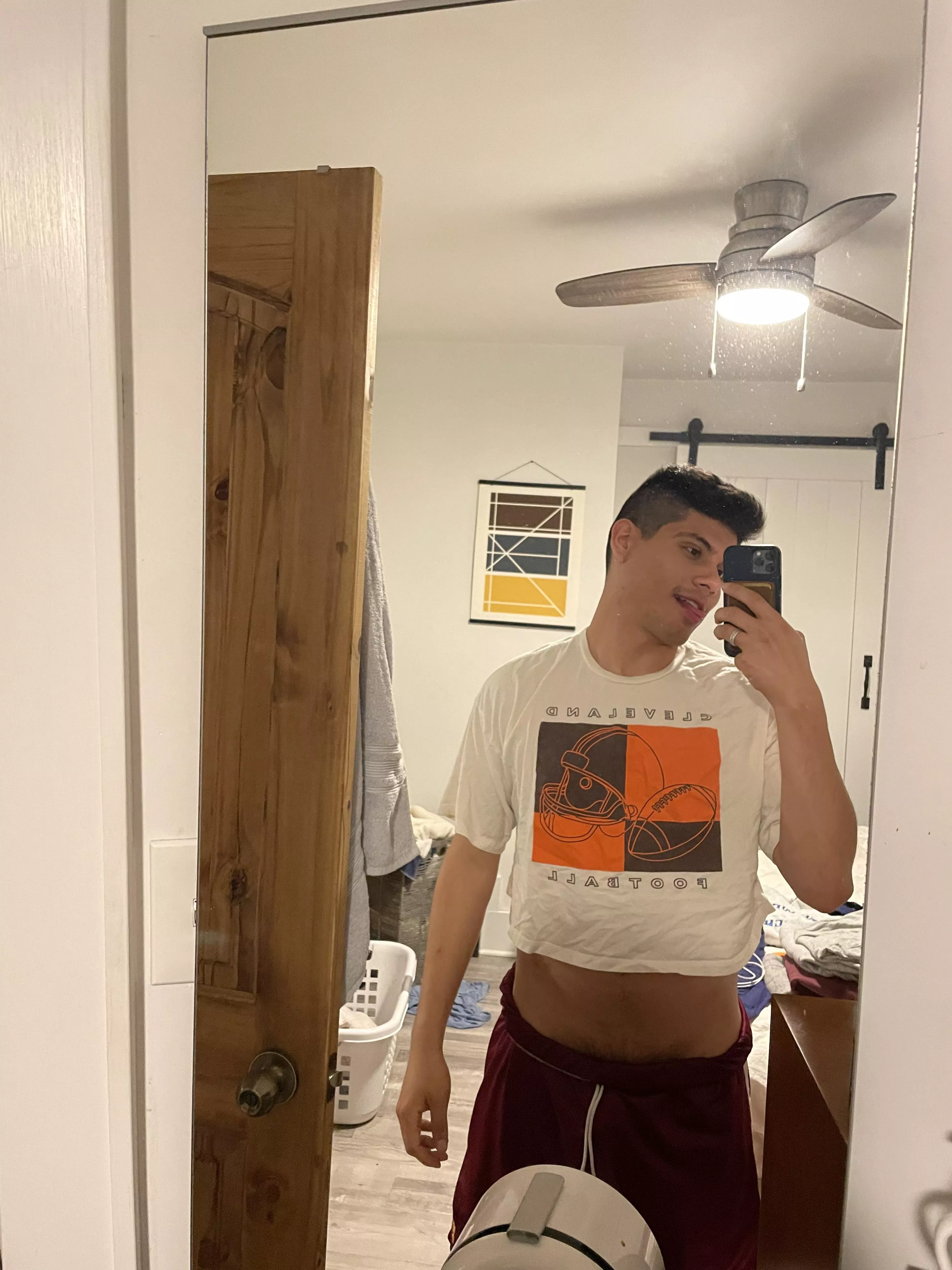 Who’s into crop tops?