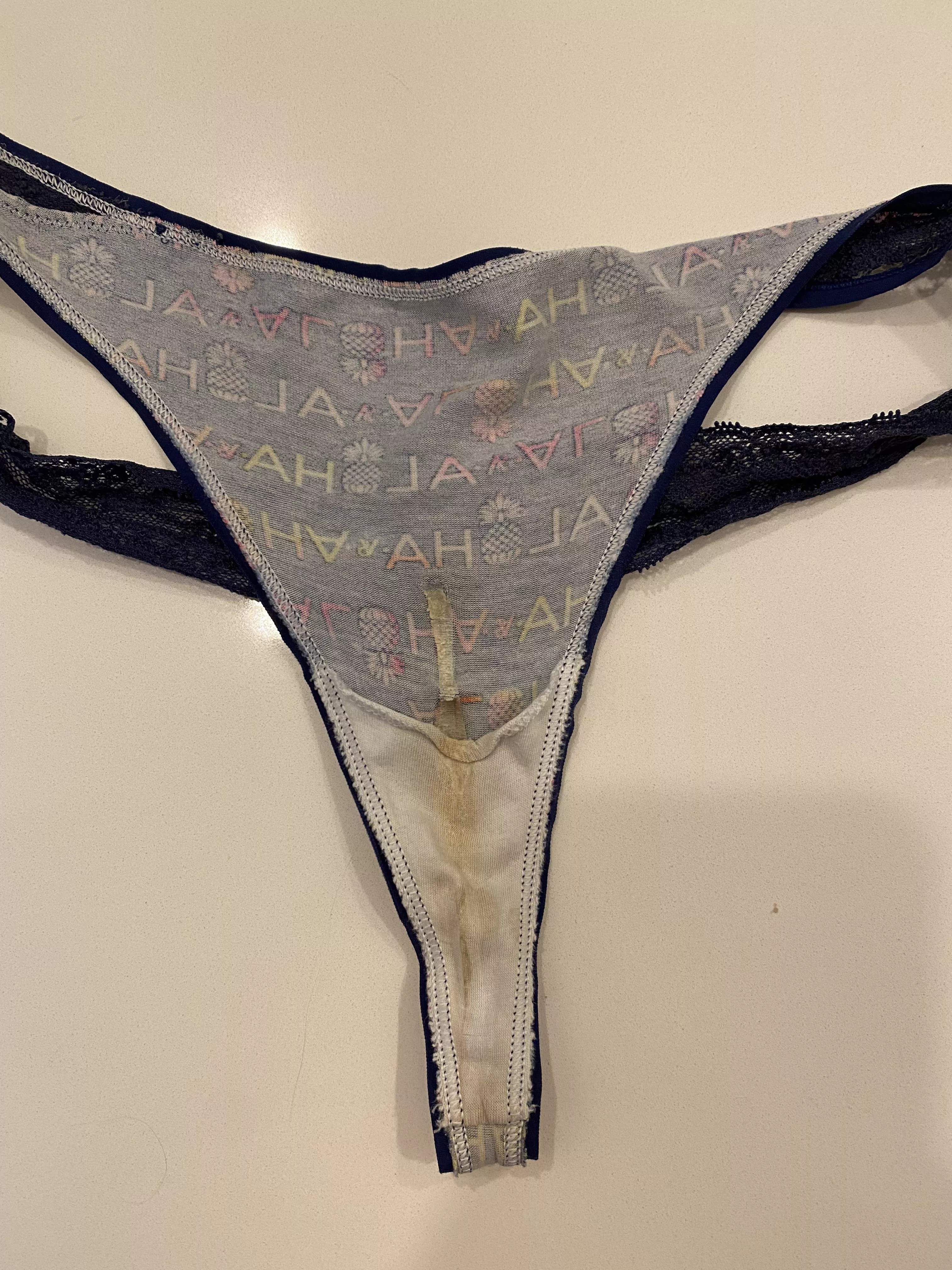 Wi[f]e panties found in the garbage