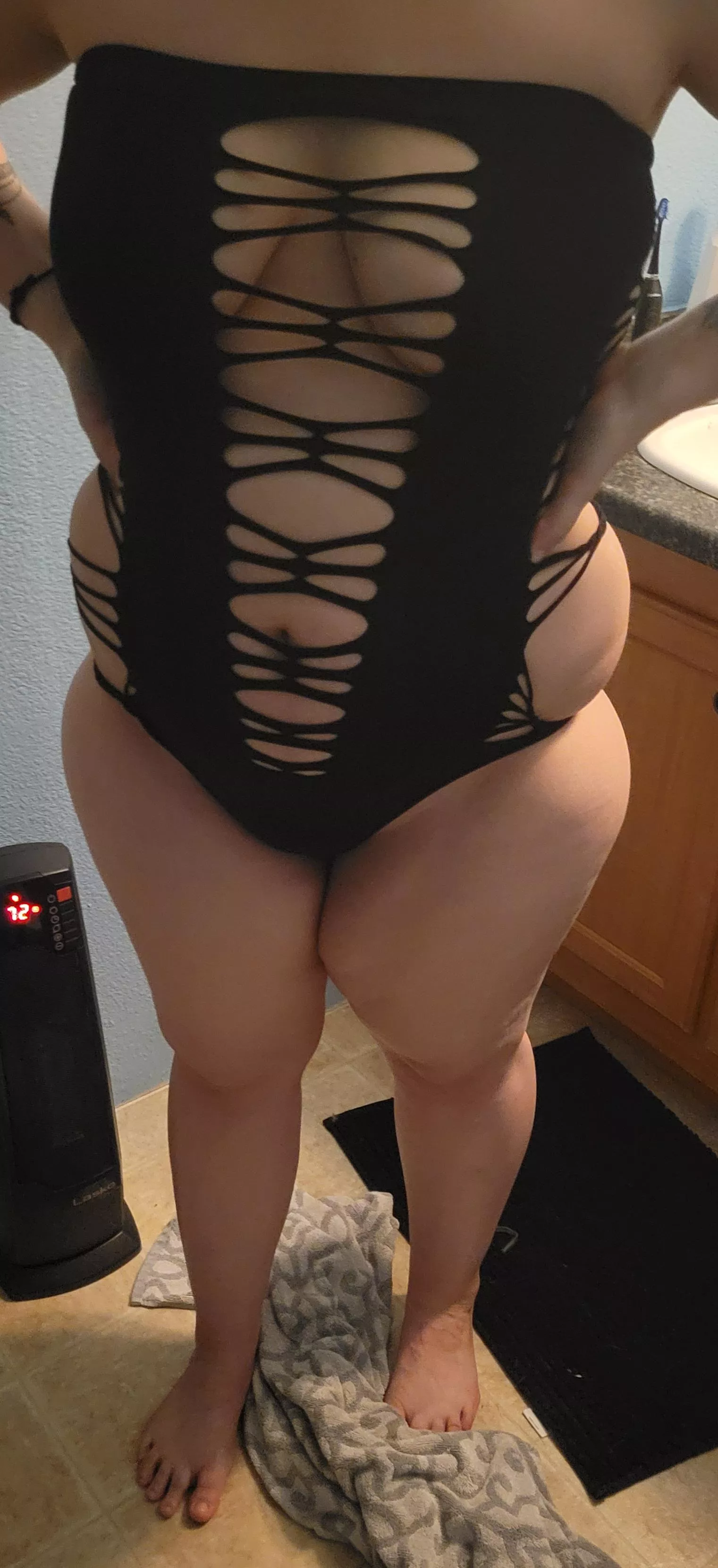 Wife's new outfit for the night! Tell me what you think 🥵