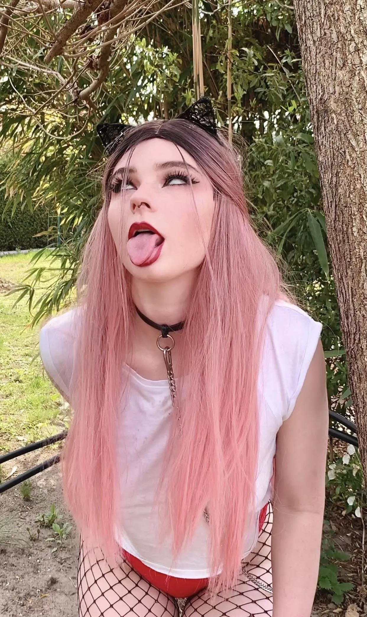 Would u dare to cum on my face in the park? 👅💦