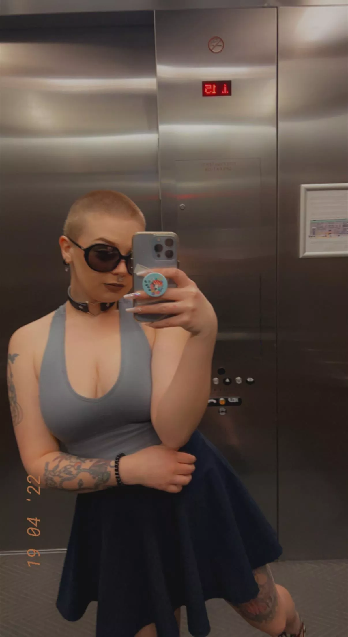 Would you fuck me in the elevator? 🫧