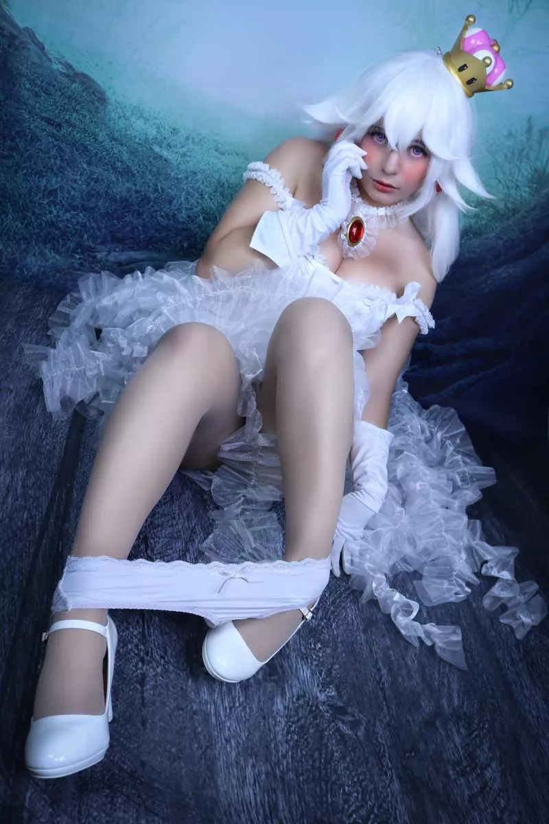 Would you help Boosette out of her loneliness? (By Lysande)