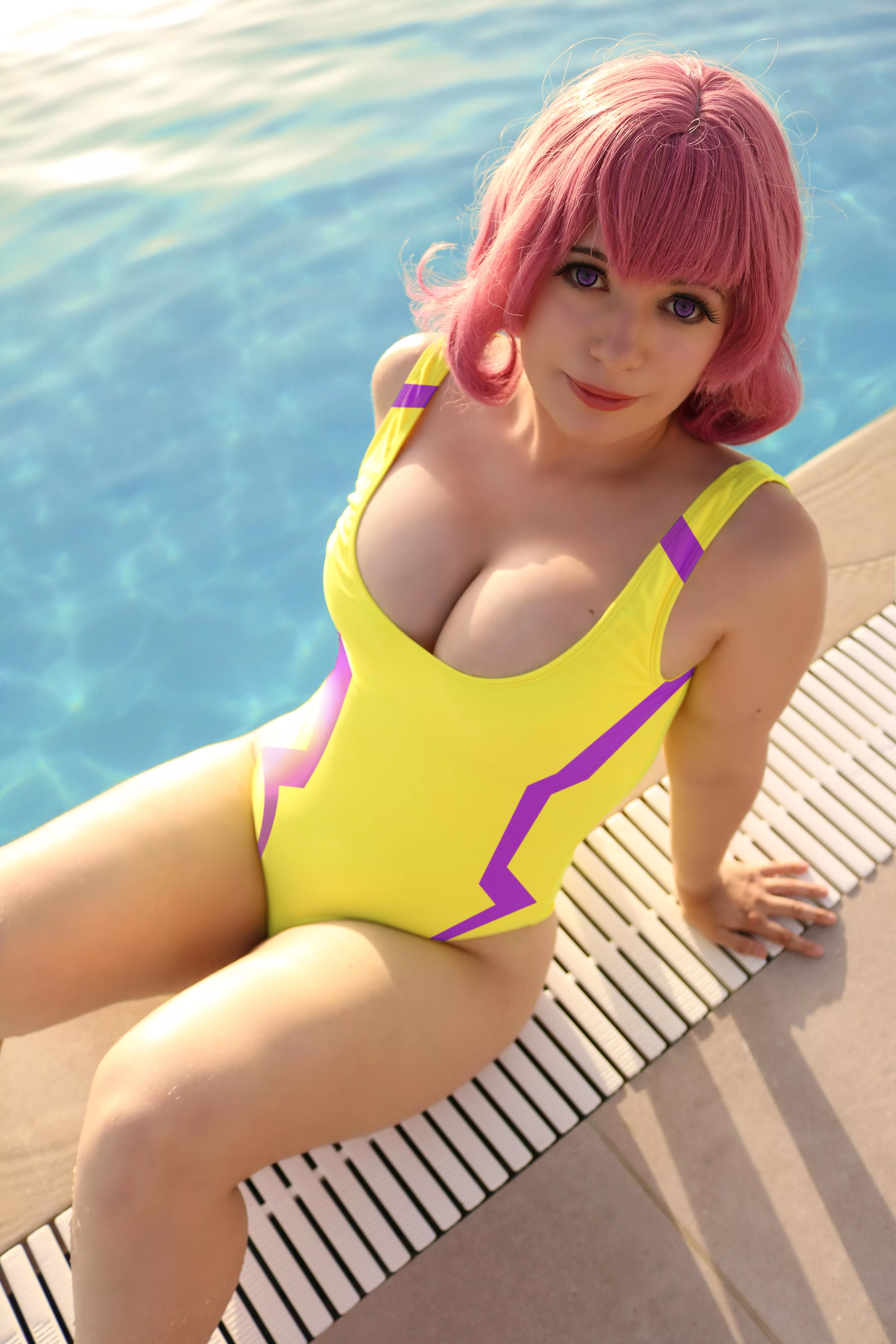 Would you join Kawai sunbathing? (By Lysande)