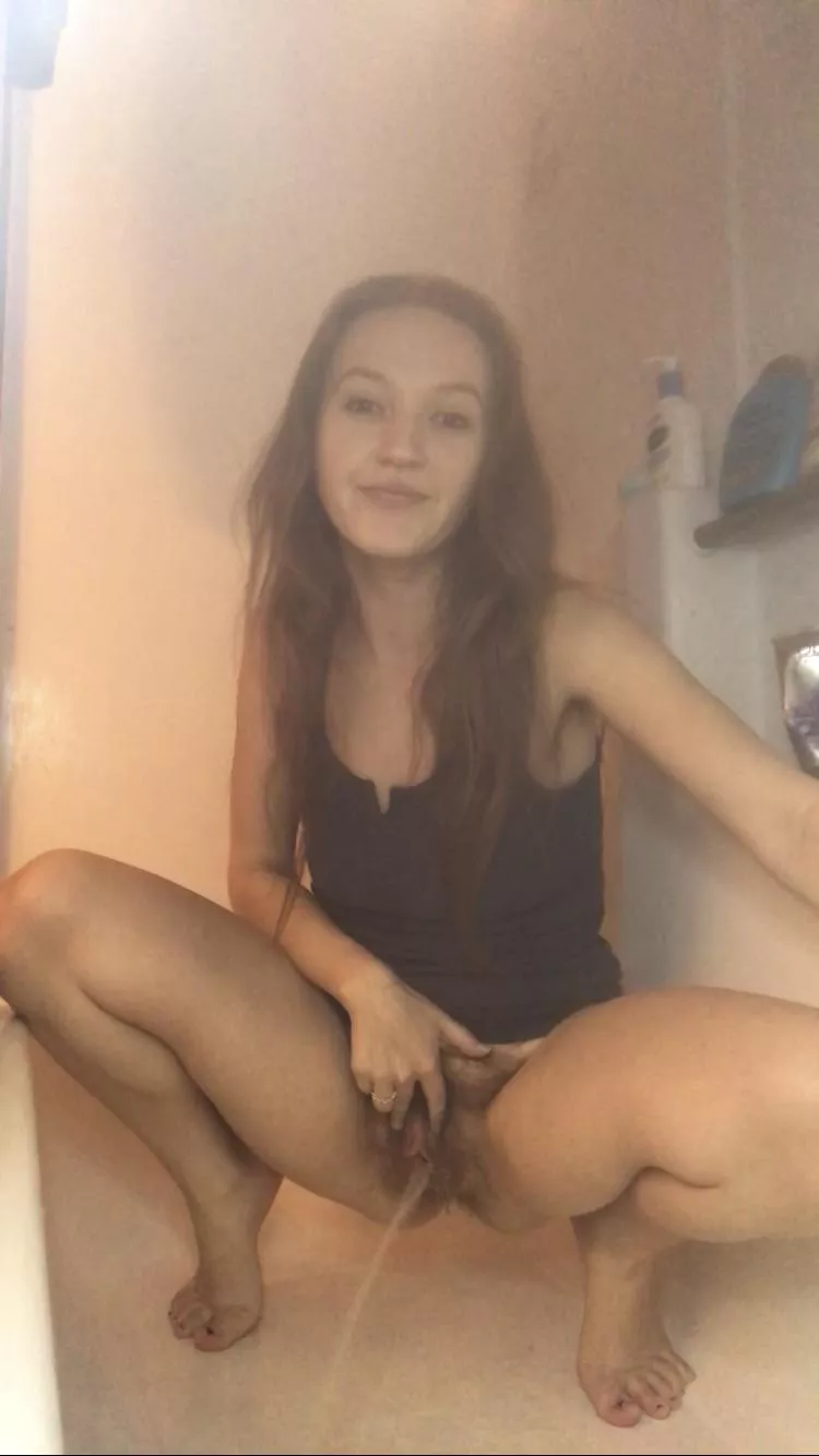 Would you let me pee on your cock (: