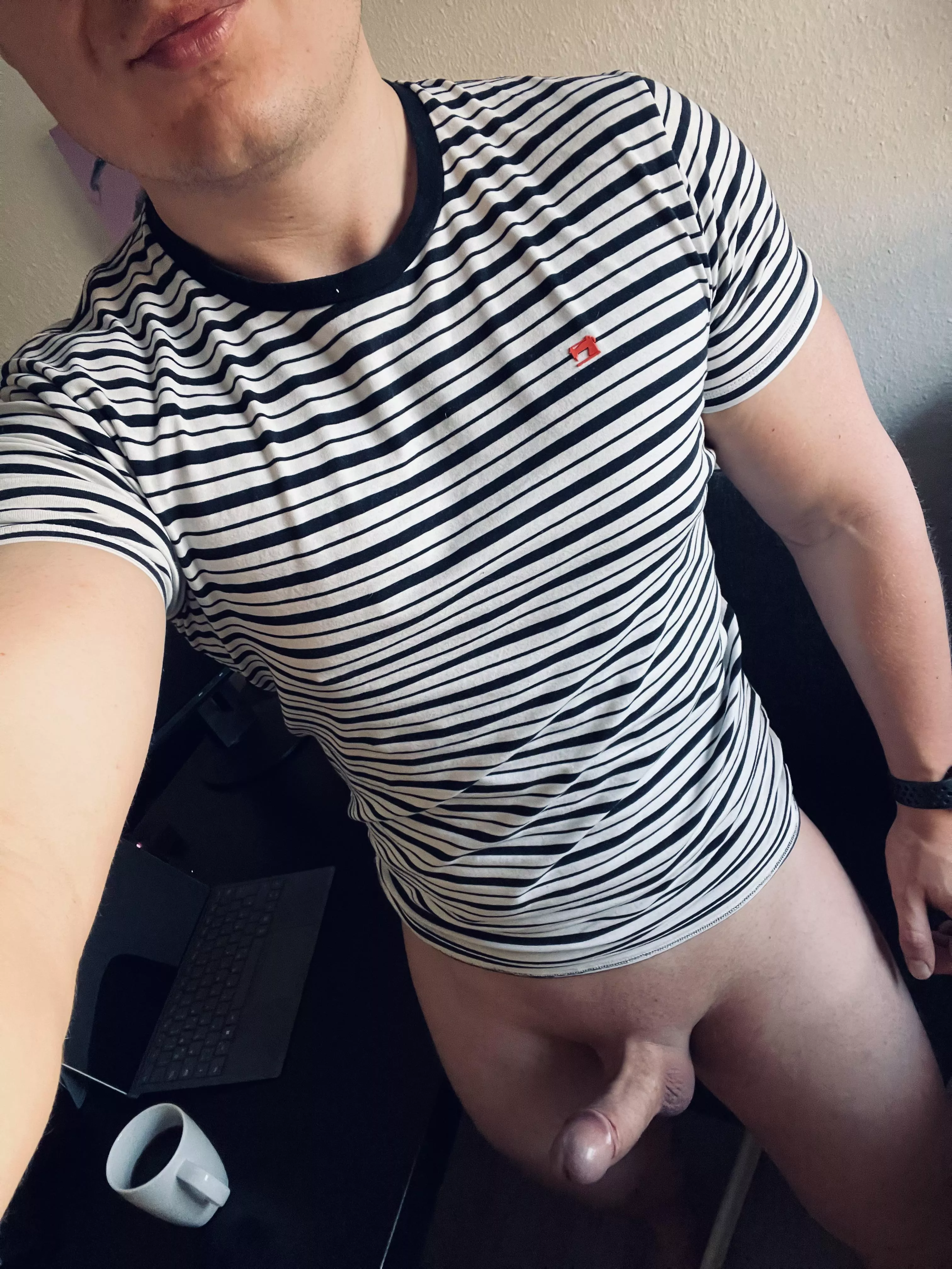 Would you like the view if I stand up like this in our next video call? [m] ðŸ˜