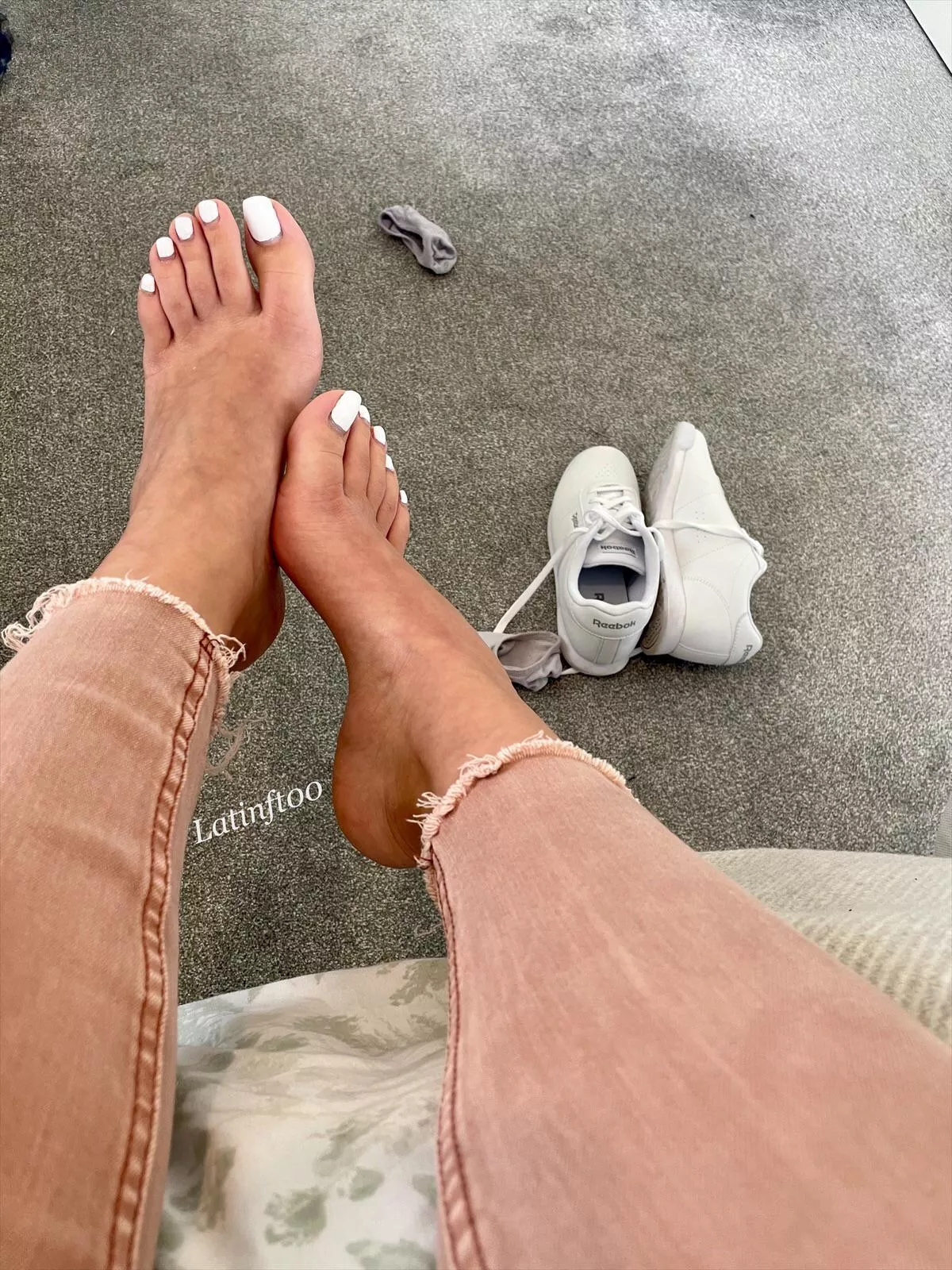 Would you massage my feet after my beach walk?