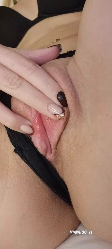 would you put it in my 19y old pussy