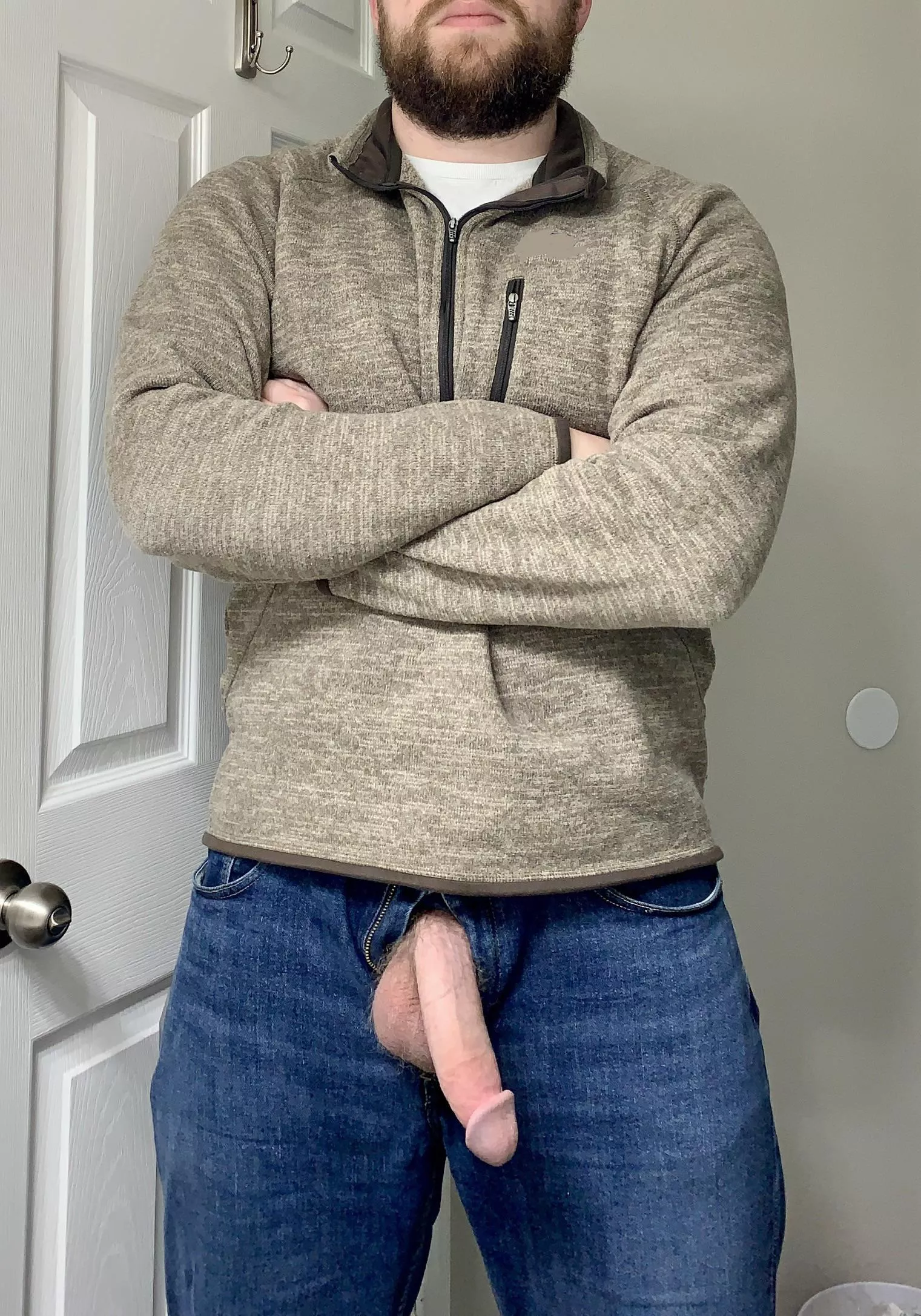 Would you say this is a dad outfit, or no? [35]