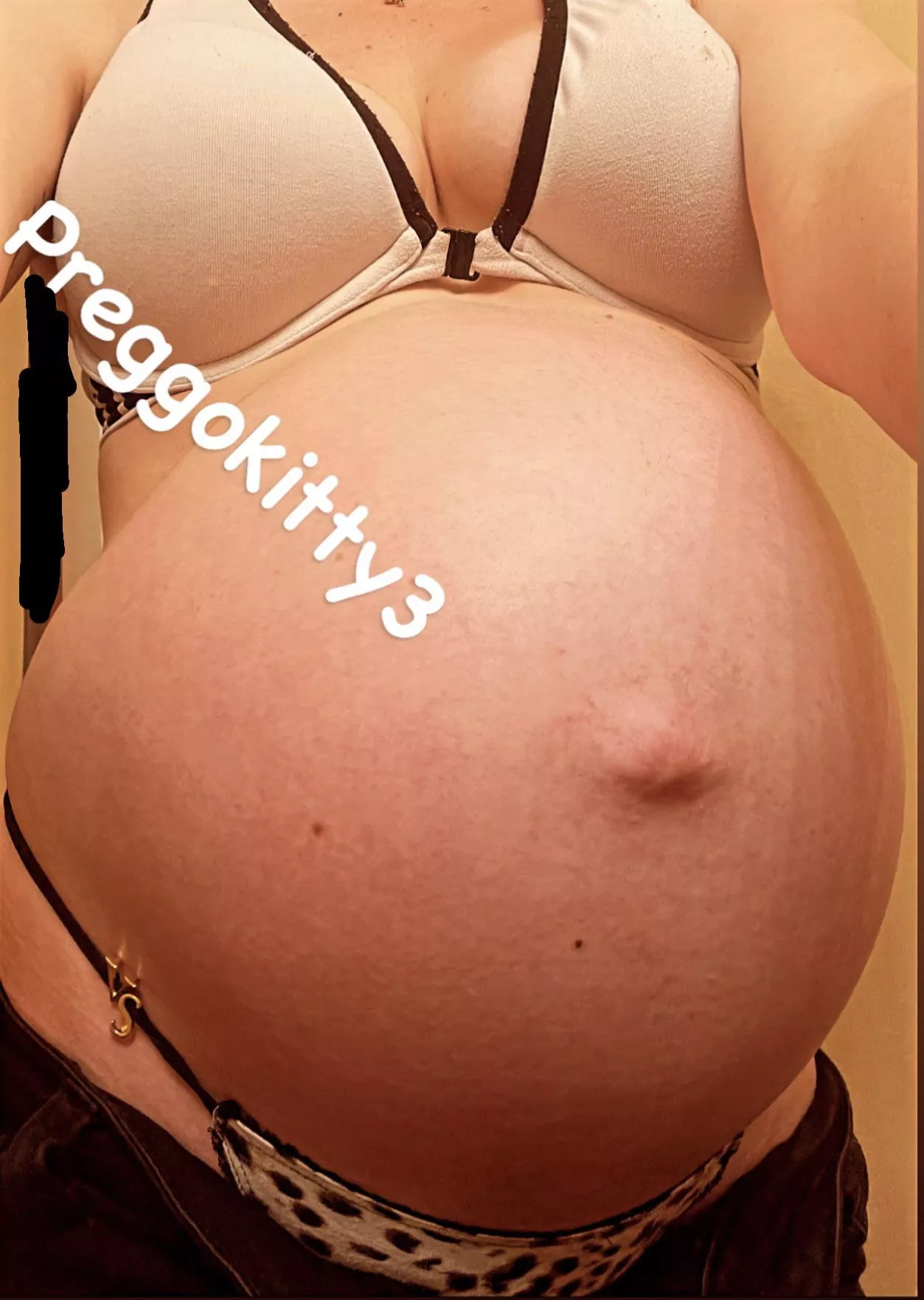 Would you take a pregnant stripper home, always looking for some fun!