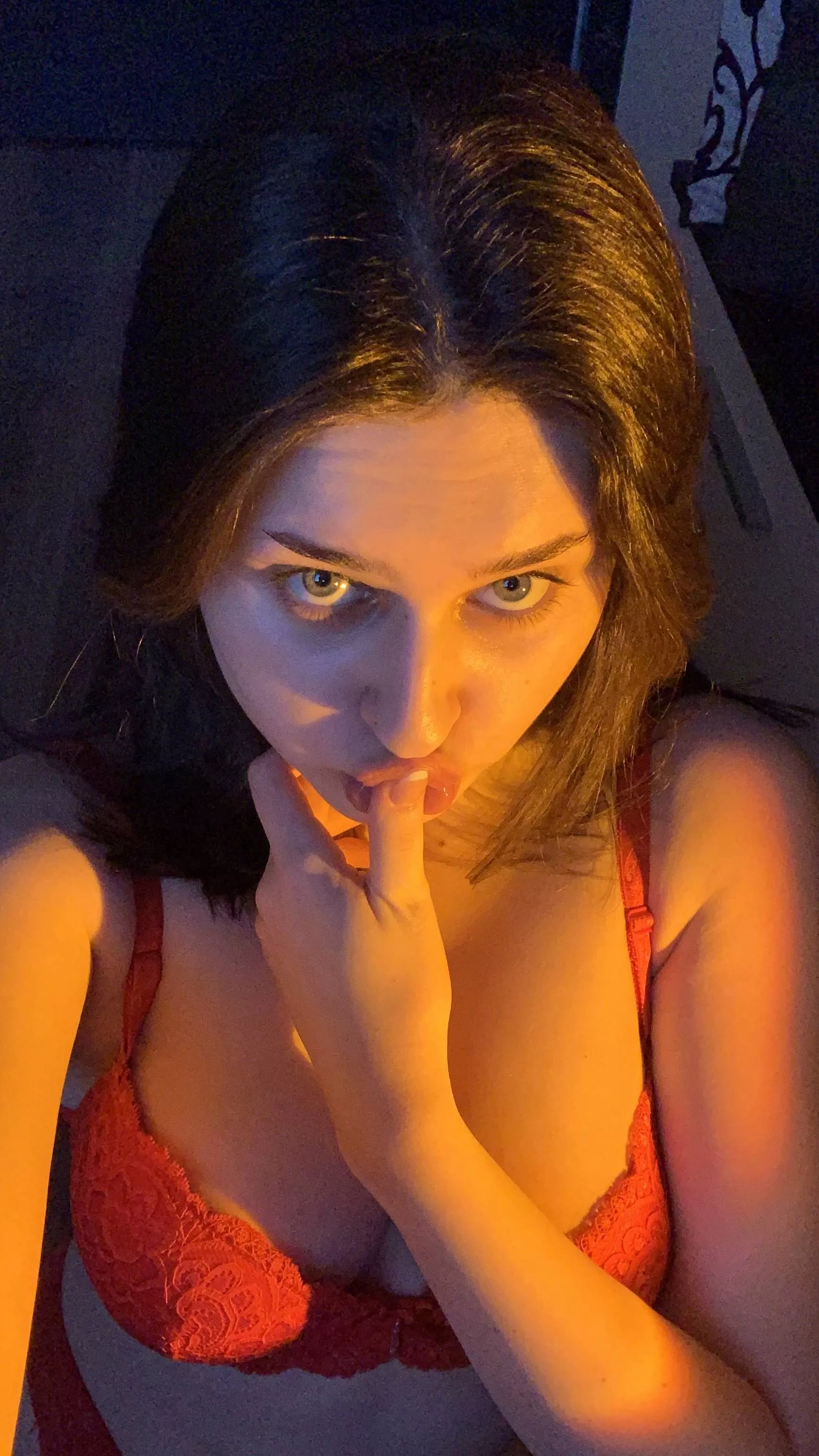 Would you touch yourself if I sent you my boobs ? | Check comments for more