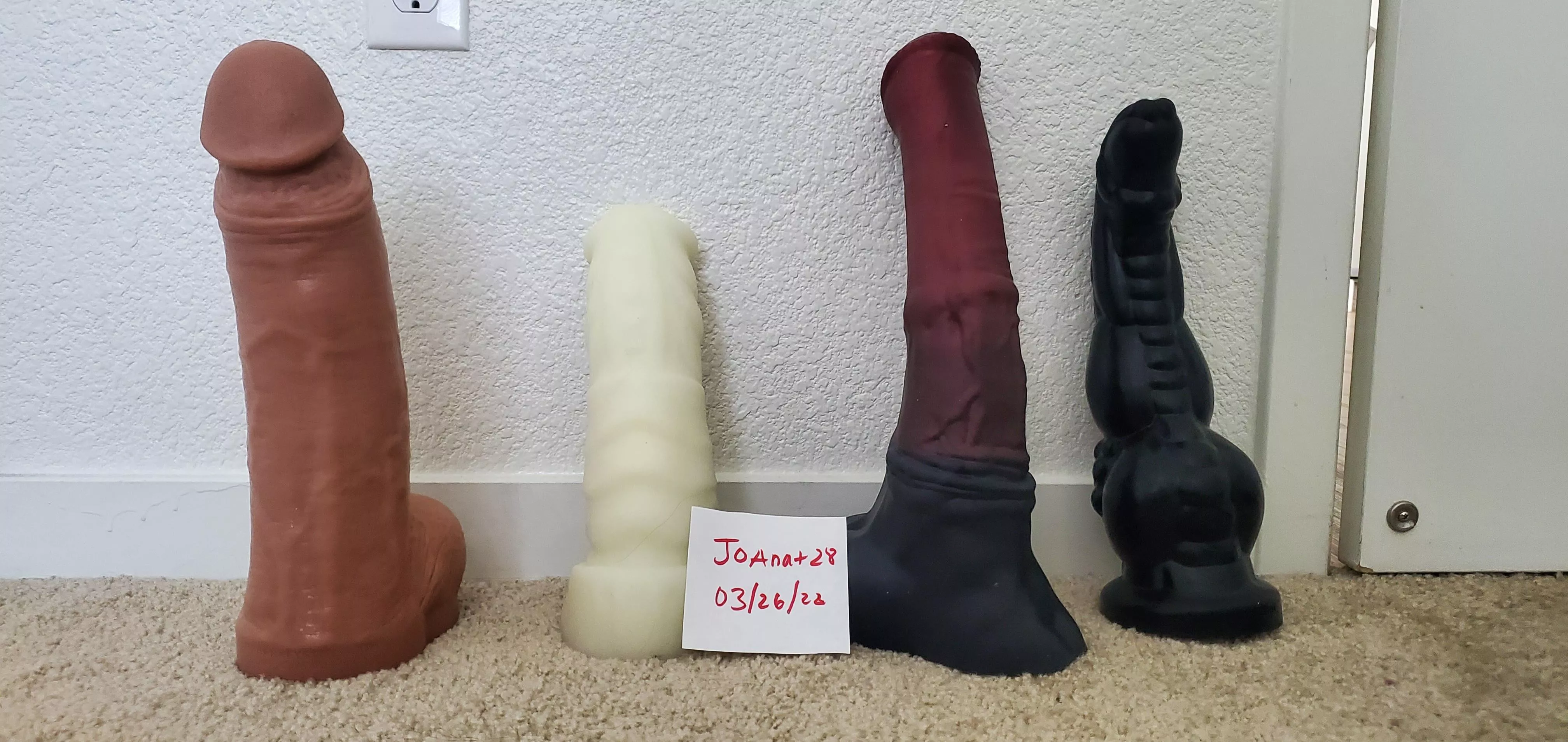 WTS - XL TOYS. XL BIGDADDY. XL UNFLAIR CHANCE. XL BFG. LRG SLEIPNIR. DM PLEASE