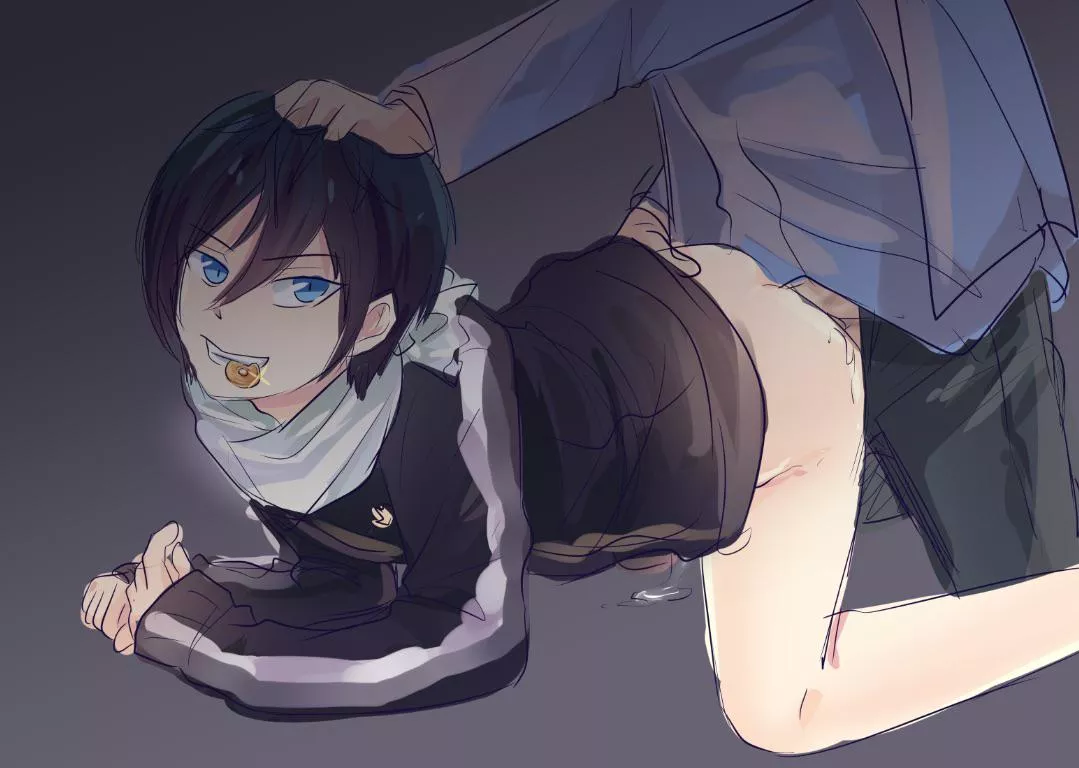 Yato doing whatever it takes for the yen to build his shrine (Noragami)