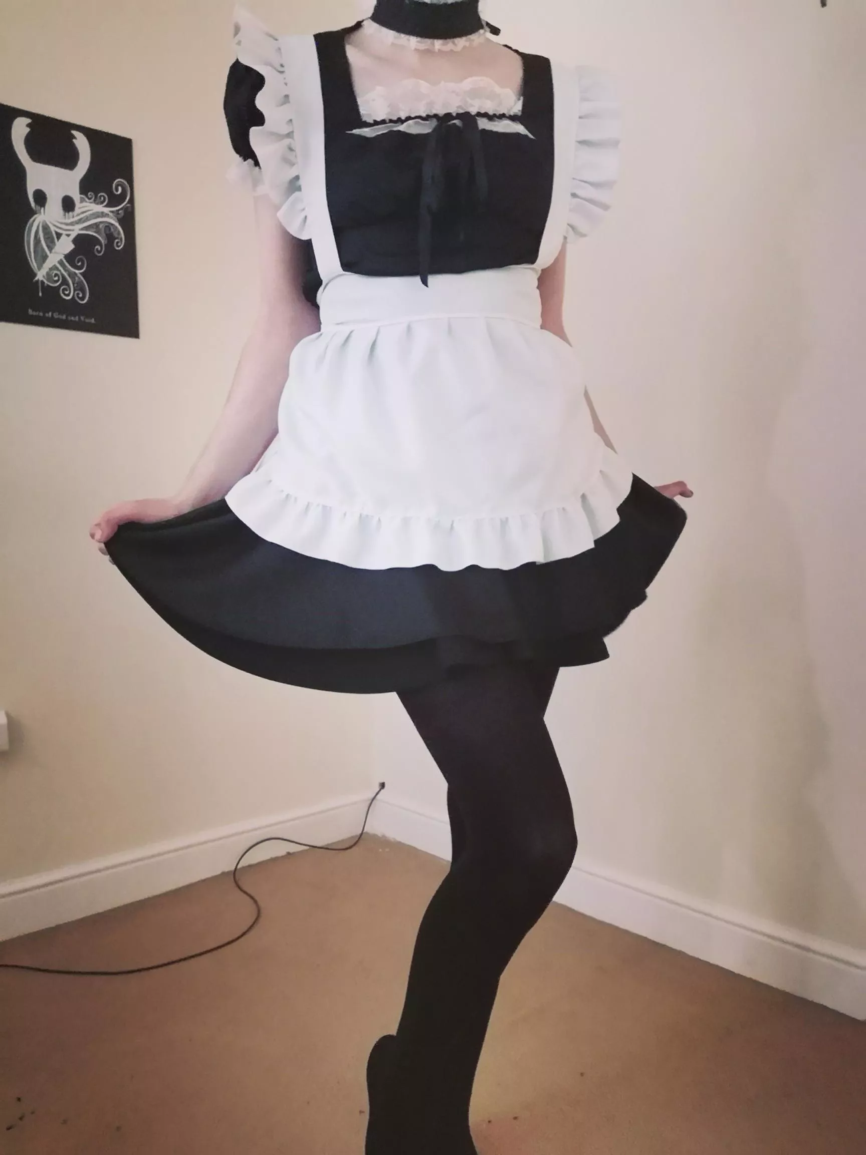 Yay 4 day weekend! Do Femboy maids get days off? 😅💕