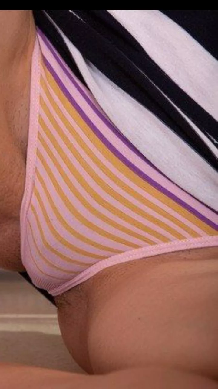 Yellow stripes on pink