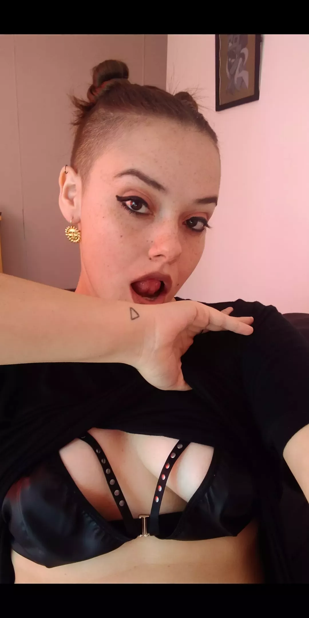 You can see that I am inspired to be a mistress and guardian of cocks! I'm ready, I could stimulate you for up to 40 minutes baby! Find me! 👹 -SEXTING-DICKERATE-SPH- 👹