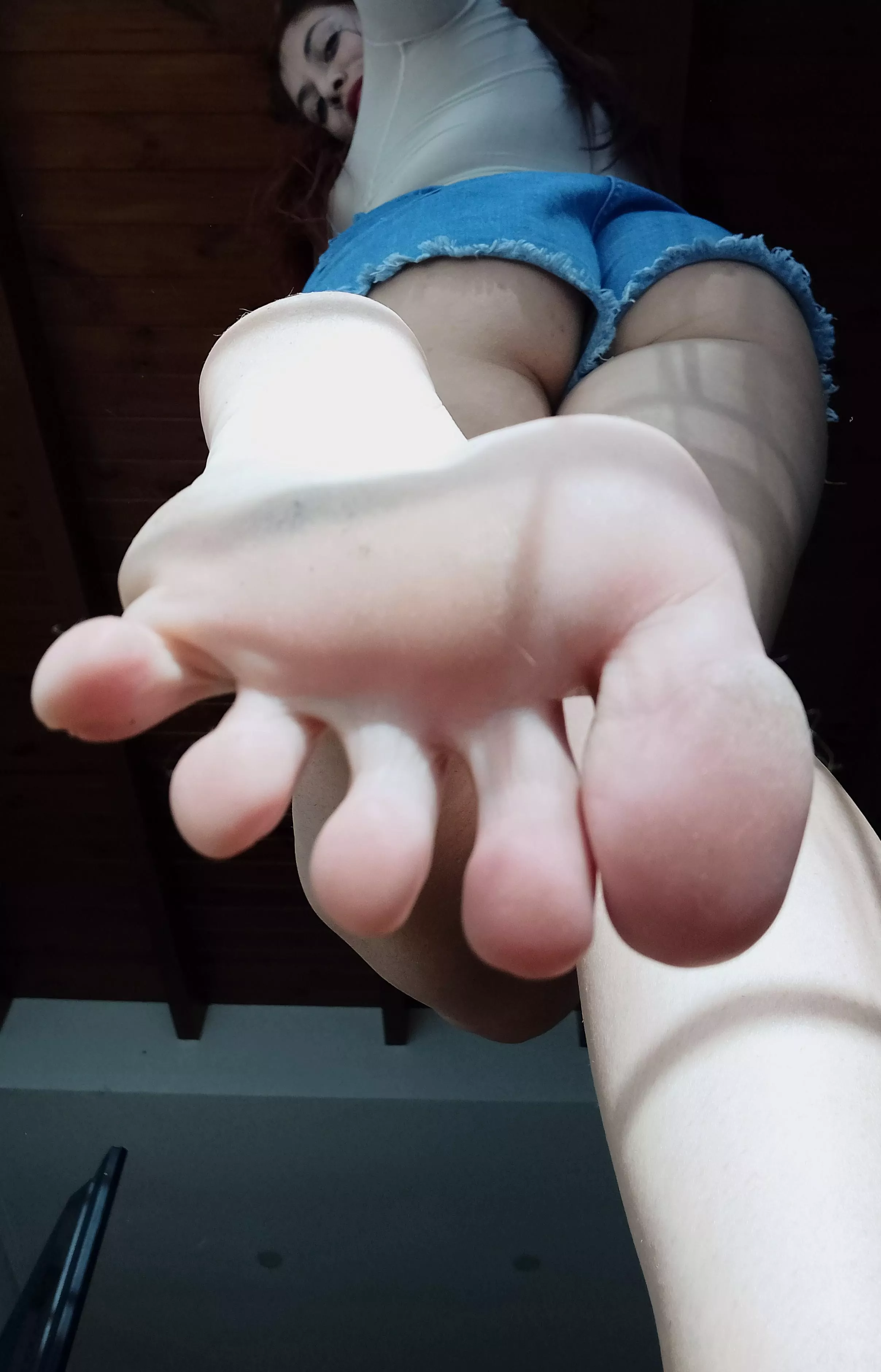 ðŸ‘…ðŸ‘£You would like them to be in your mouth, right?ðŸ‘£ðŸ‘…