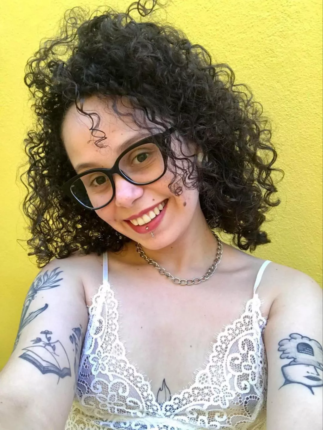 your brazilian cute girlfriend :)