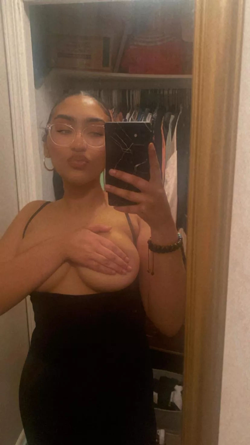 You’re the biggest simp when it comes to mommy’s huge boobs🤪 [Domme]