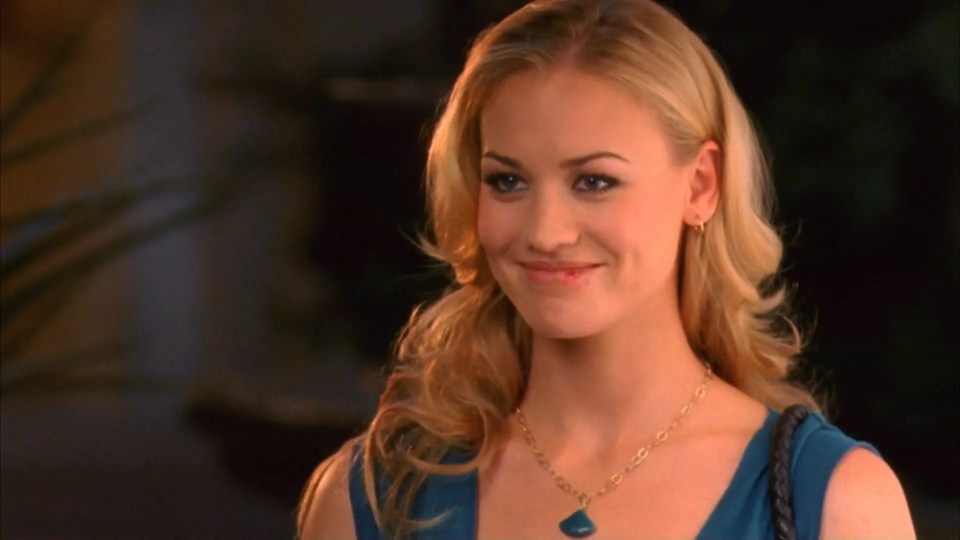 Yvonne Strahovski's angelic eyes