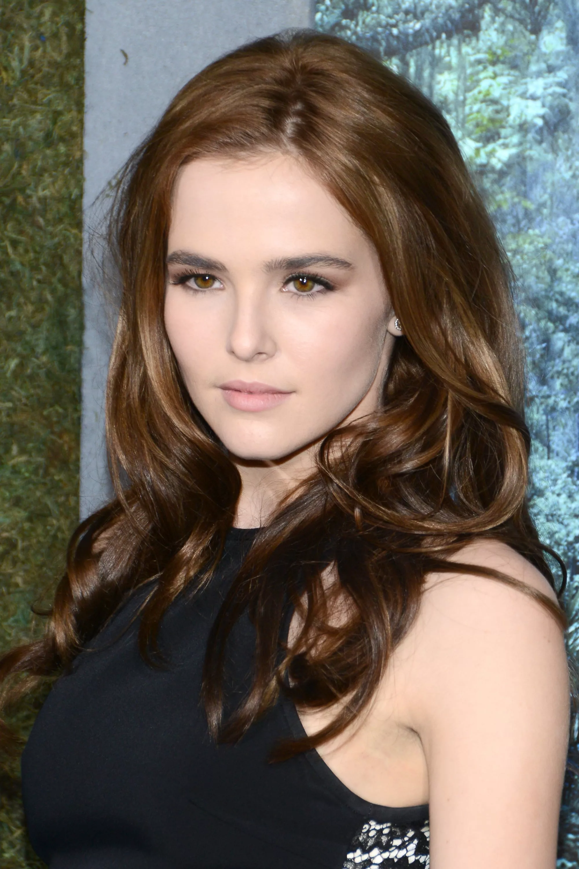 Zoey Deutch