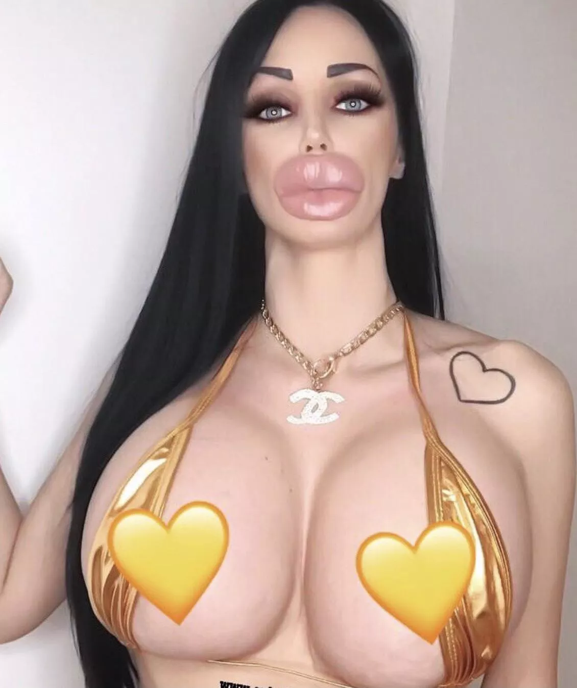 🤤🤤💛