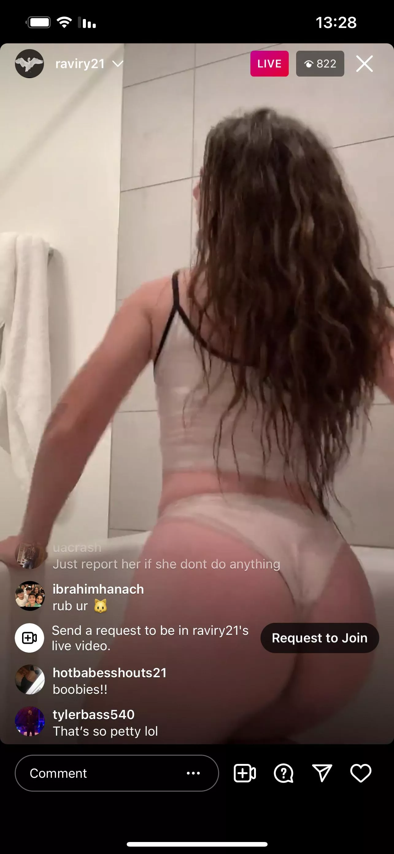 1000 viewers she’ll flash her boobs