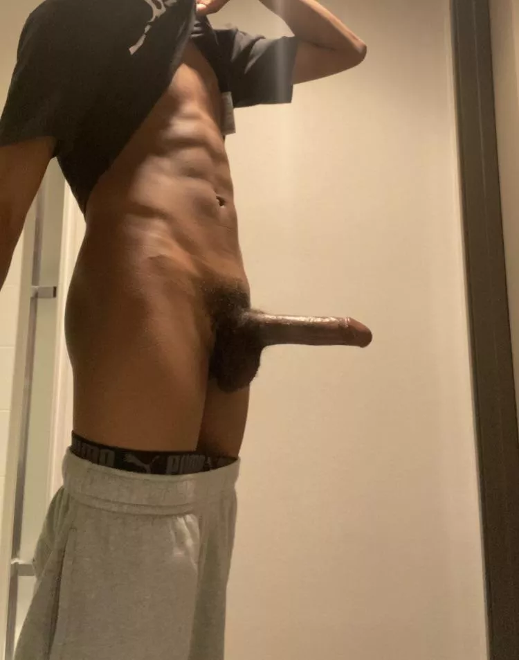 18, Hung Twink - Add my snap Kevinclipsz for the video 🤩