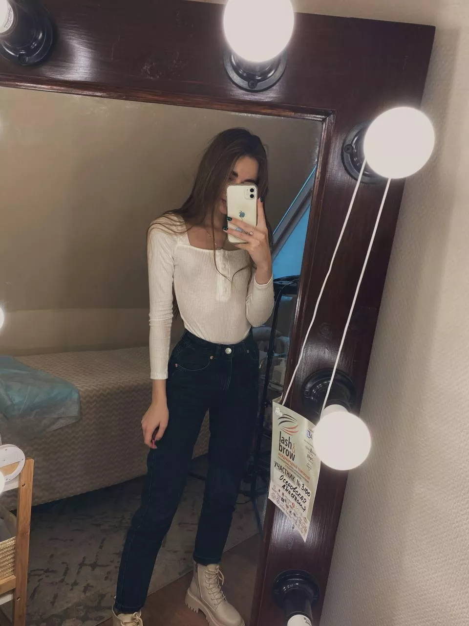 [18F] My mirror selfie ðŸ˜‡