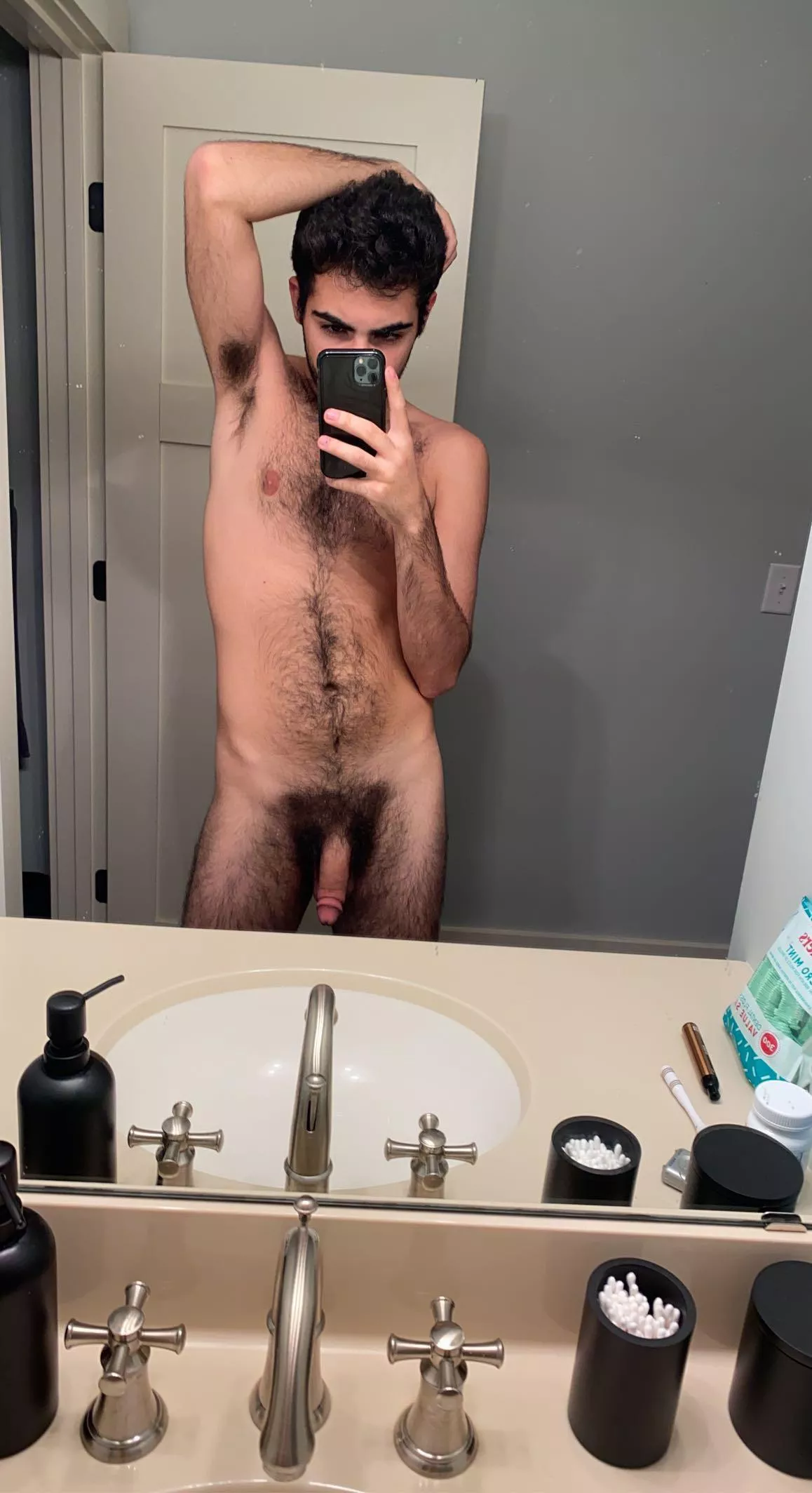 19 usa need an otter to come fuck his boy