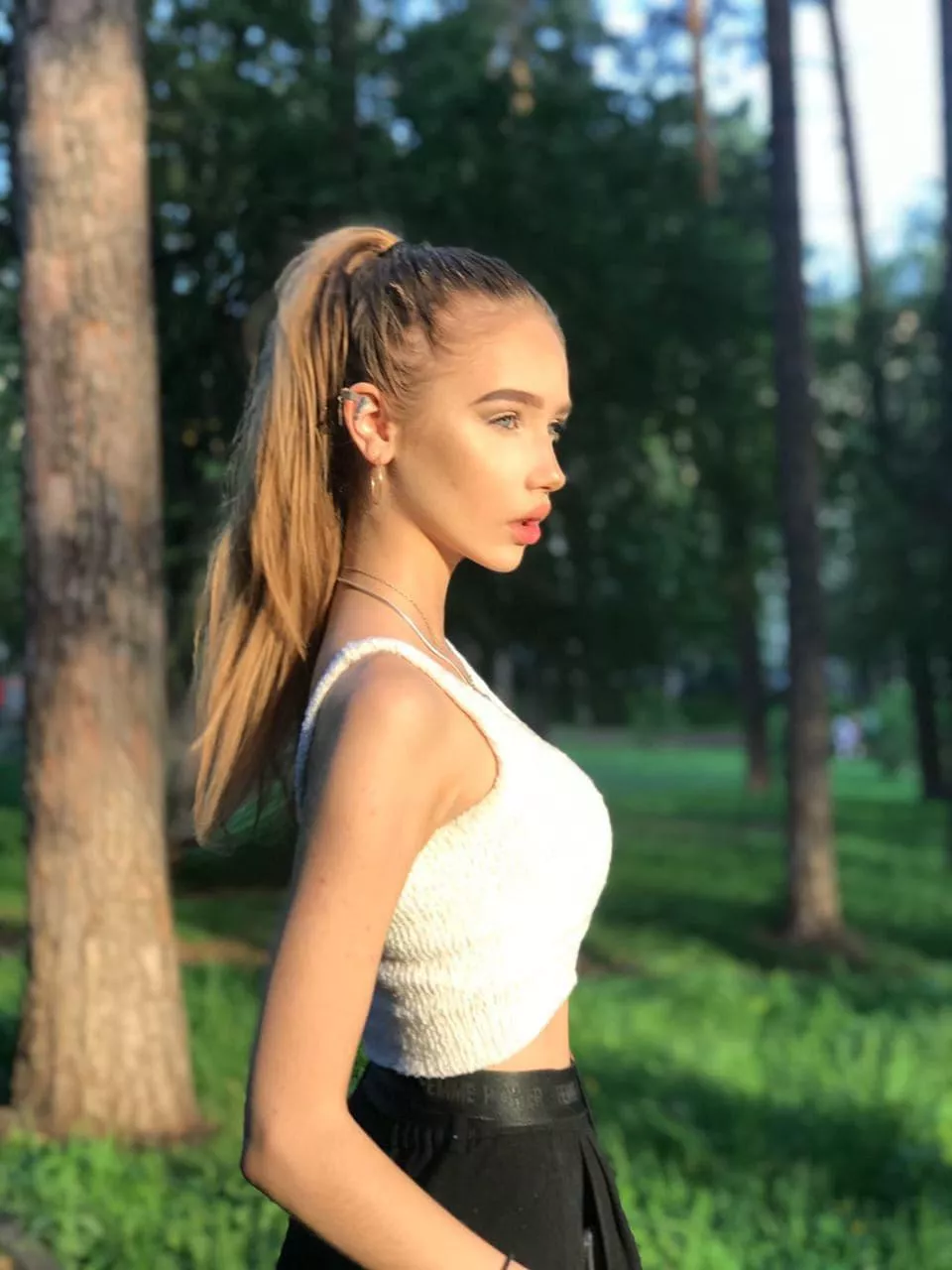 19 year old Russian teen, just made an onlyfans! Come say hi :)