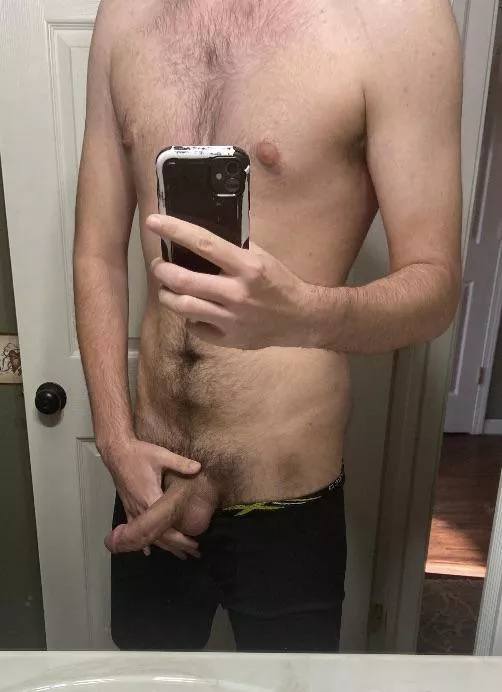 19(m) Honest thoughts for one tall boi?