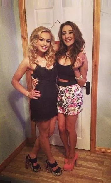 [2] Blonde or brunette