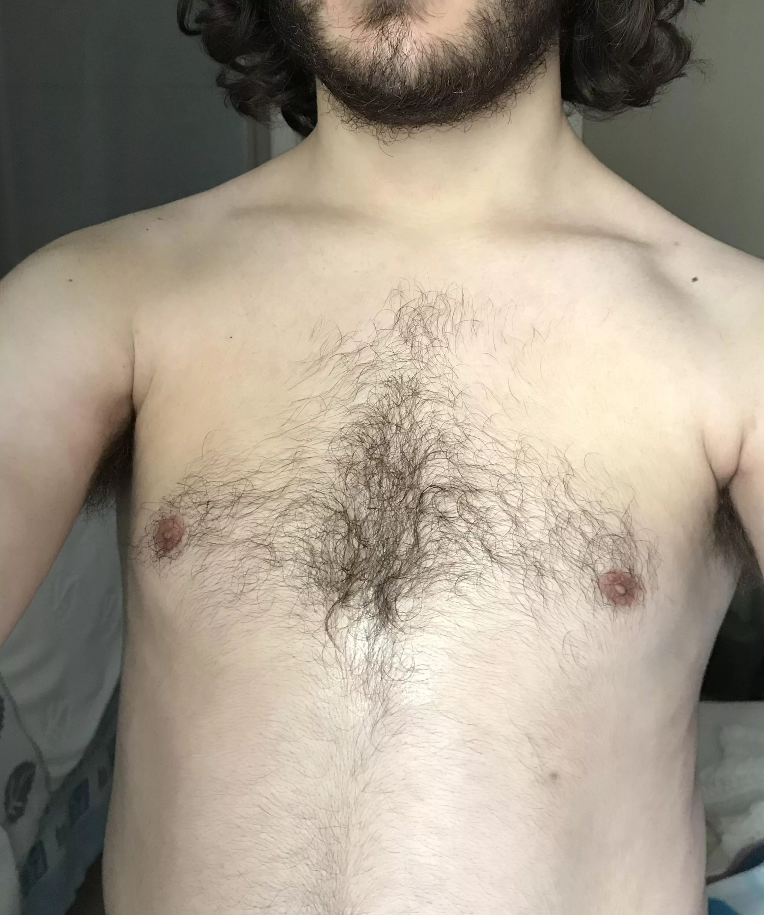 [20M] Who wants to run their hands through my sweaty hairy chest?