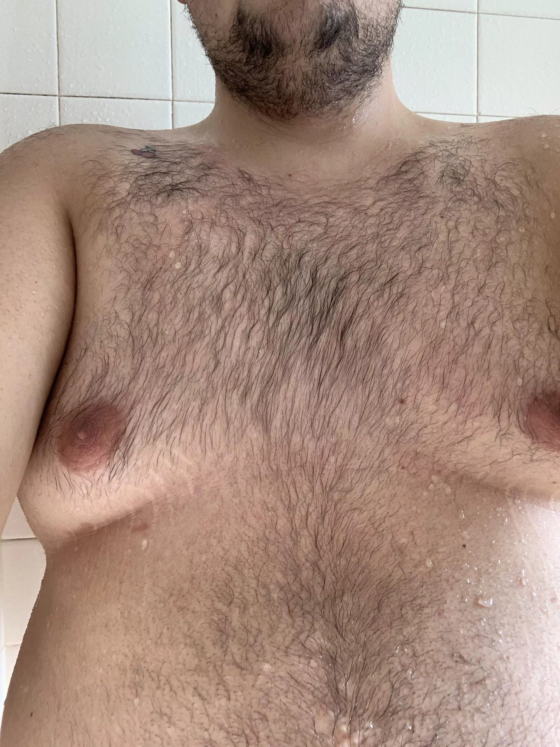 21 M! Hairy chest, sensitive nipples! Check and CHECK