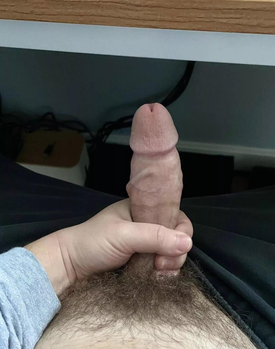 [21] My hard hairy cock