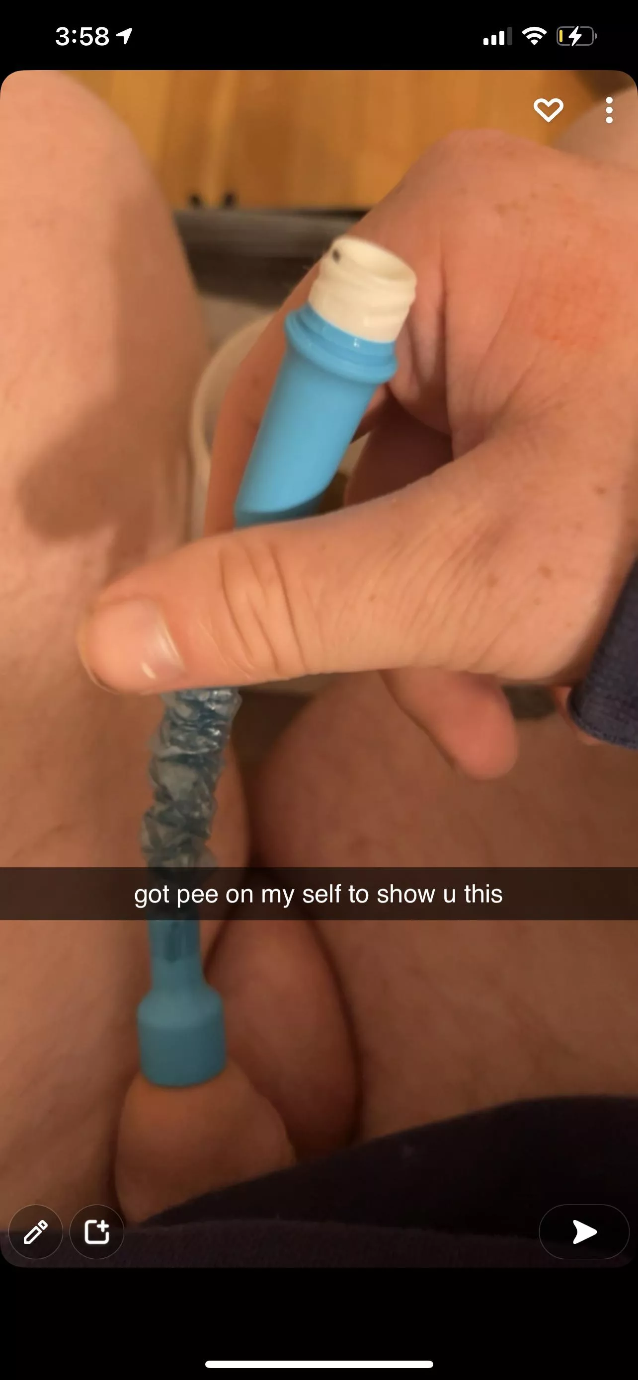 21M selling videos/live video of sticking a catheter down my penis then peeing and pulling the tube out, lmk if interested