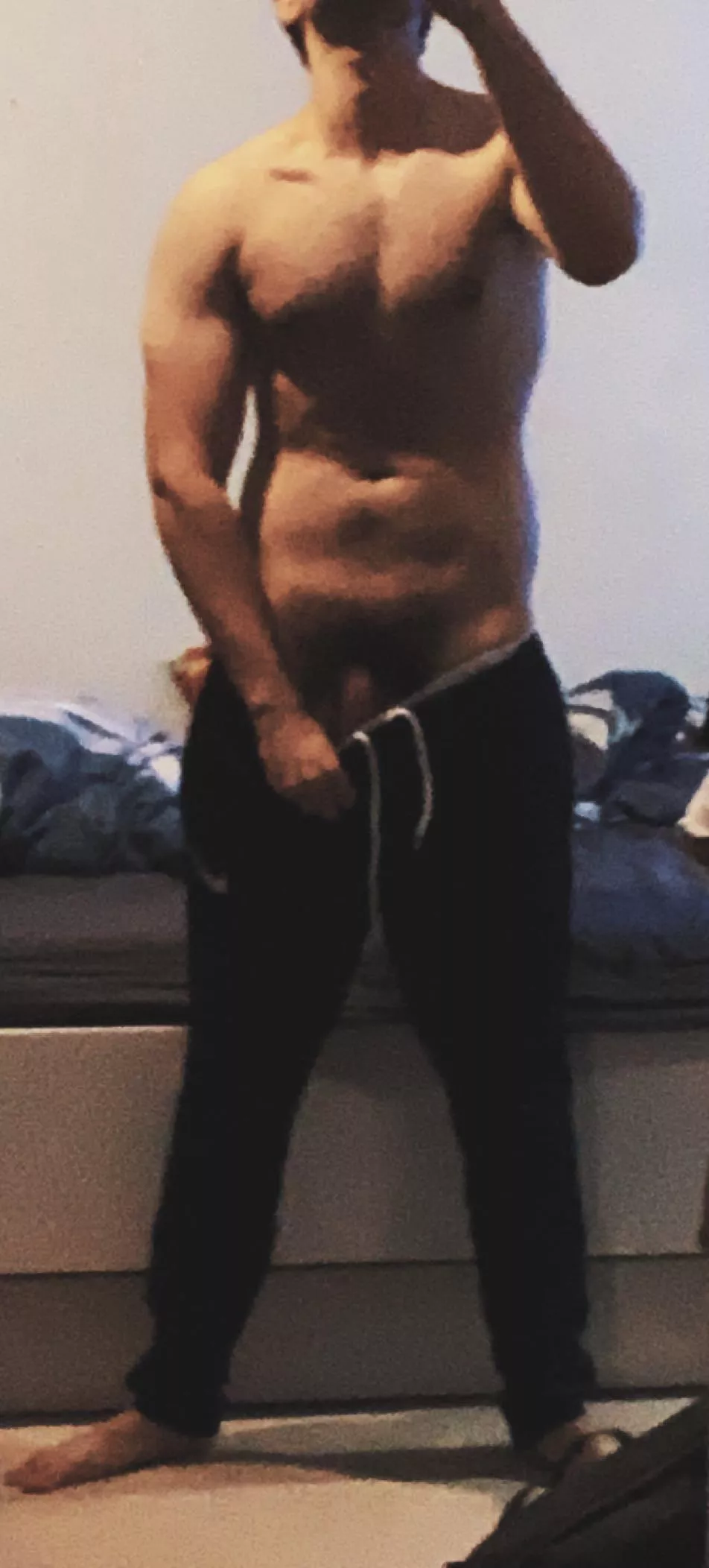 22m just finished my workout. Pm me