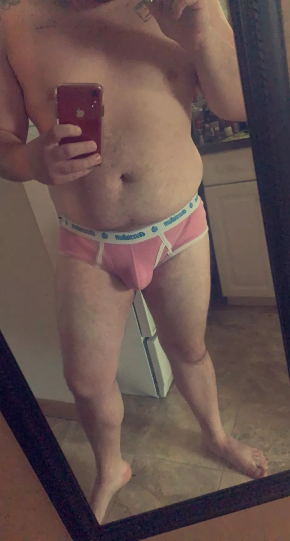 24 looking for twinks and chasers. Dms open ;)